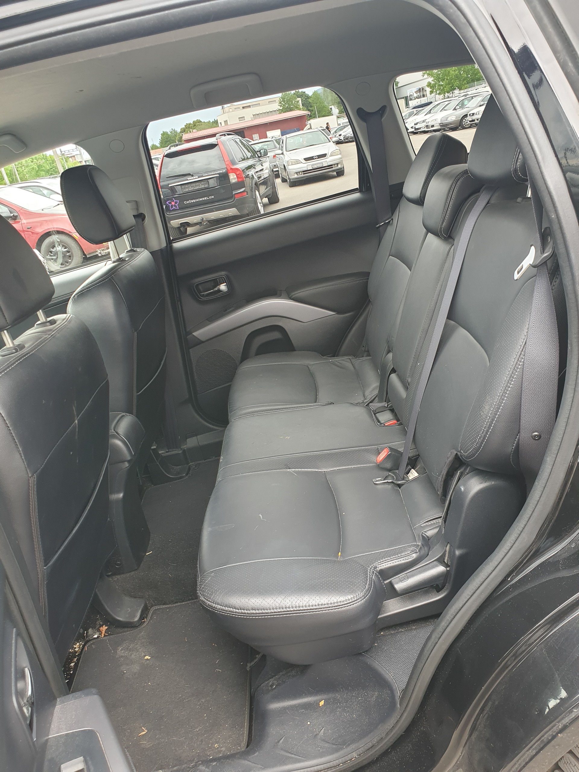 PEUGEOT 4007 2.2 HDi Platinum Edition DCS6-image-11