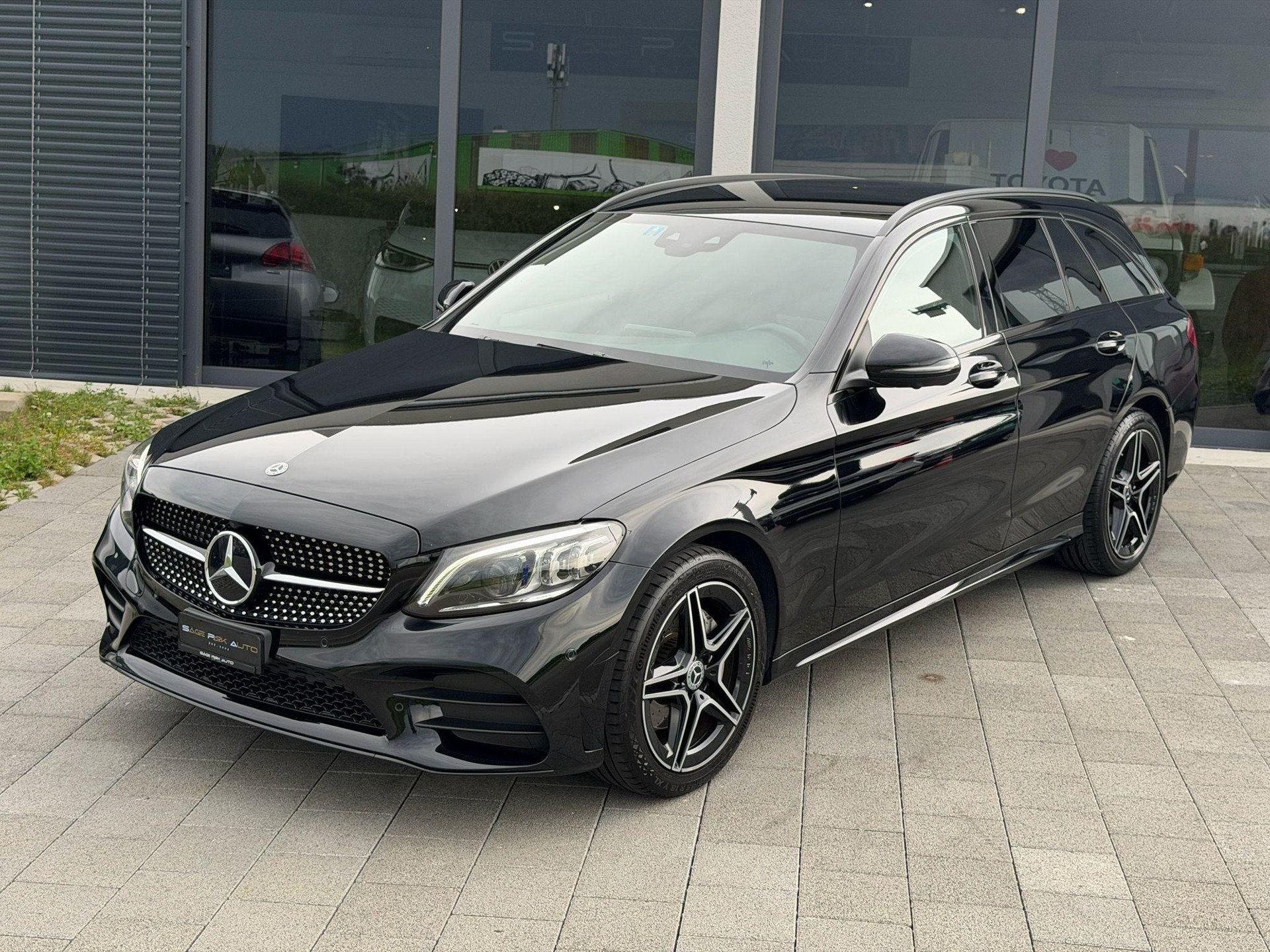 MERCEDES-BENZ C 200 Swiss Star AMG Line 4m Kombi