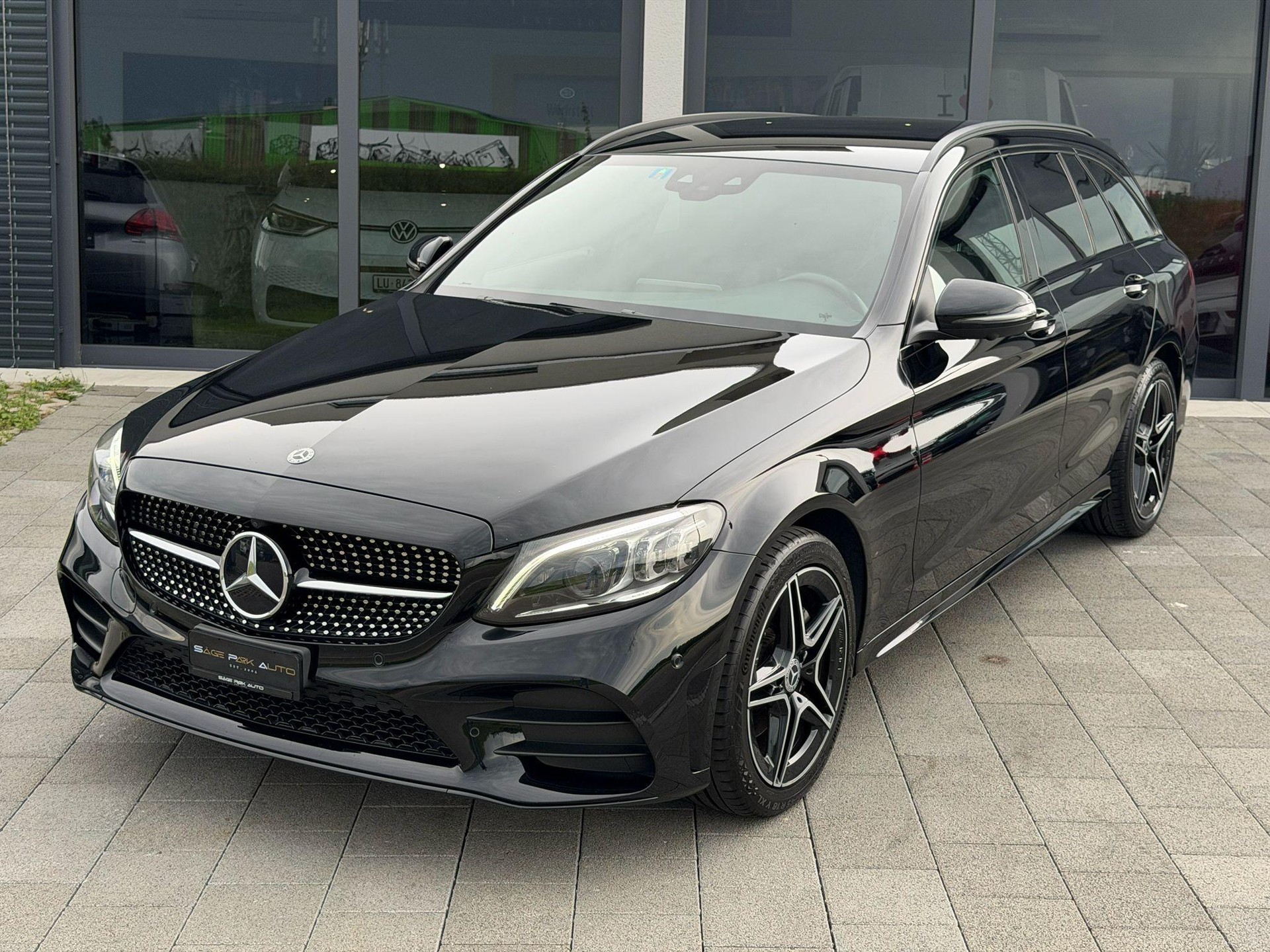 MERCEDES-BENZ C 200 Swiss Star AMG Line 4m Kombi-showroom-element-3