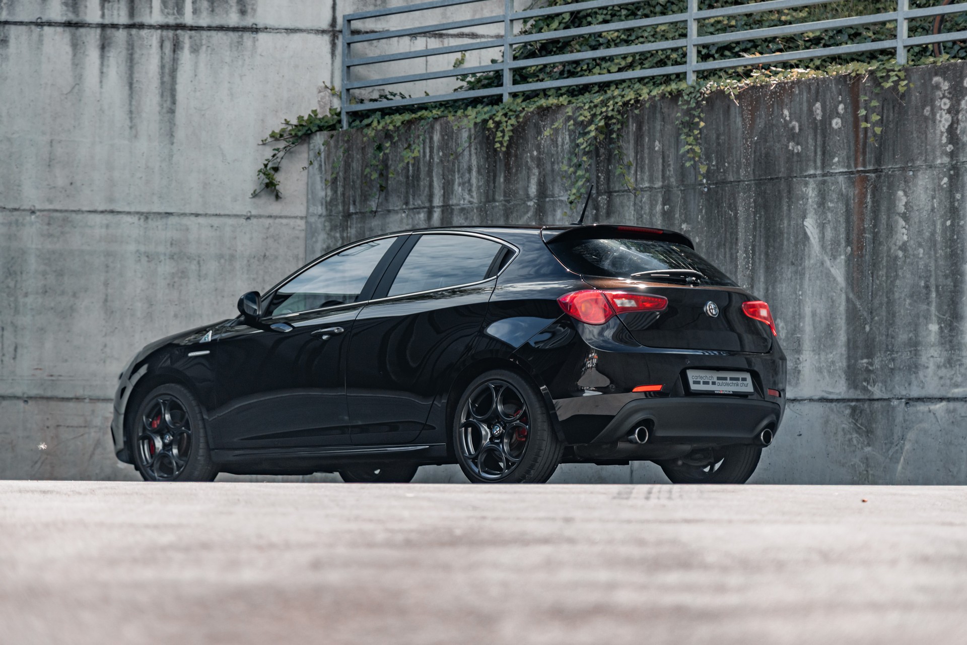 ALFA ROMEO Giulietta 1750 TBi Quadrifoglio Verde TCT-showroom-element-3