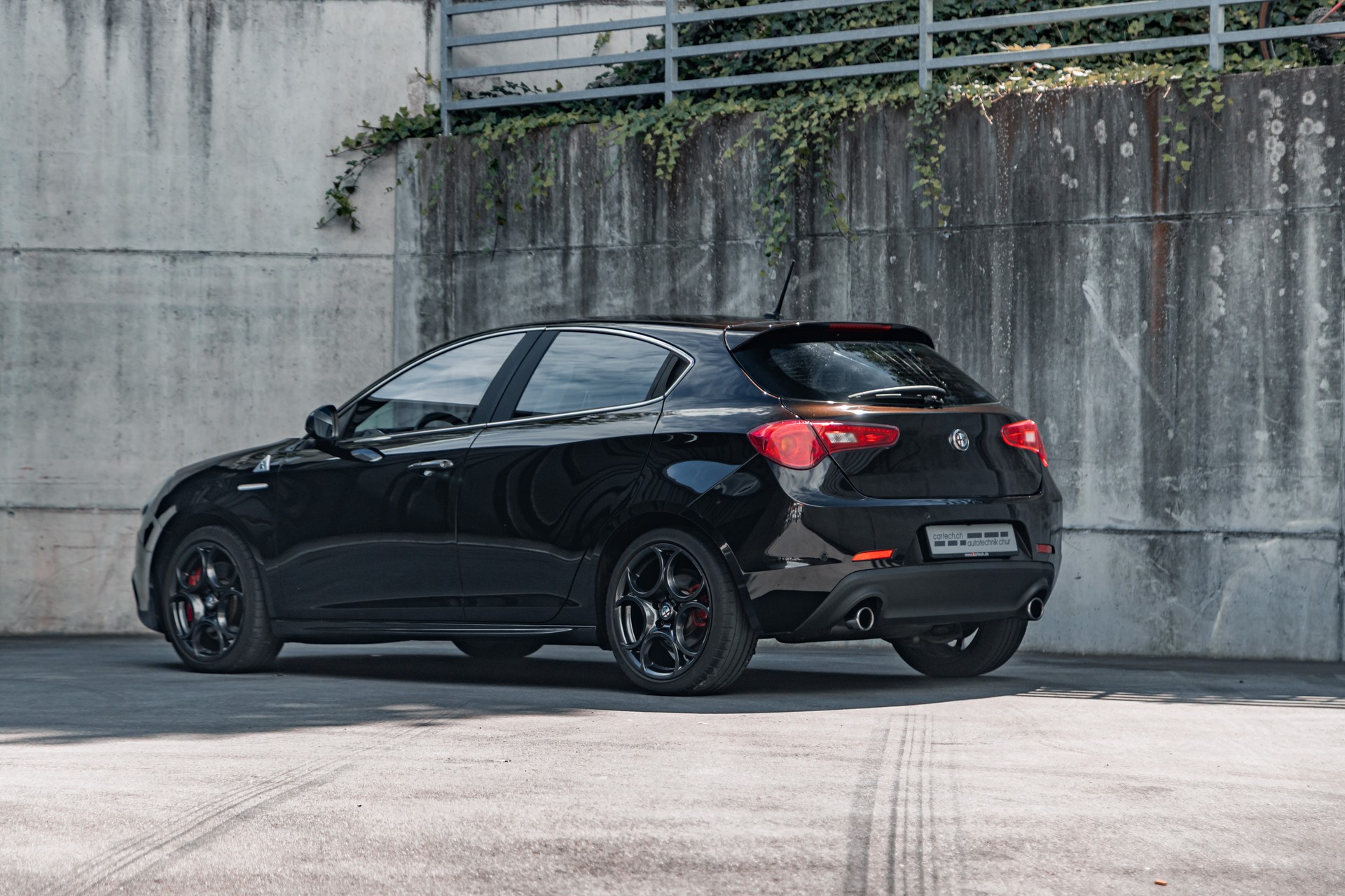 ALFA ROMEO Giulietta 1750 TBi Quadrifoglio Verde TCT-showroom-element-2