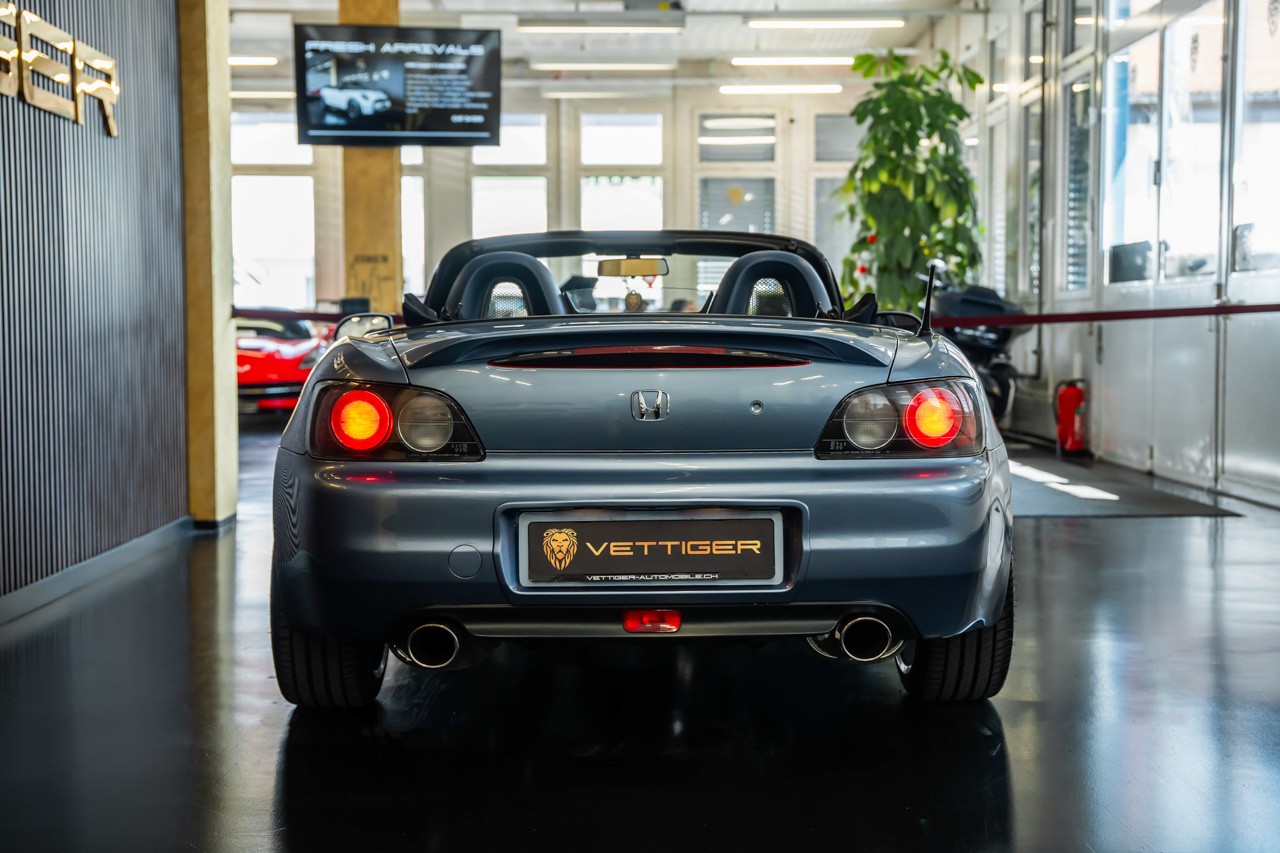 HONDA S2000-image-6