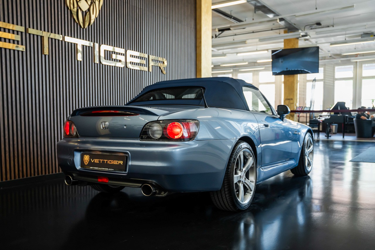 HONDA S2000-image-9