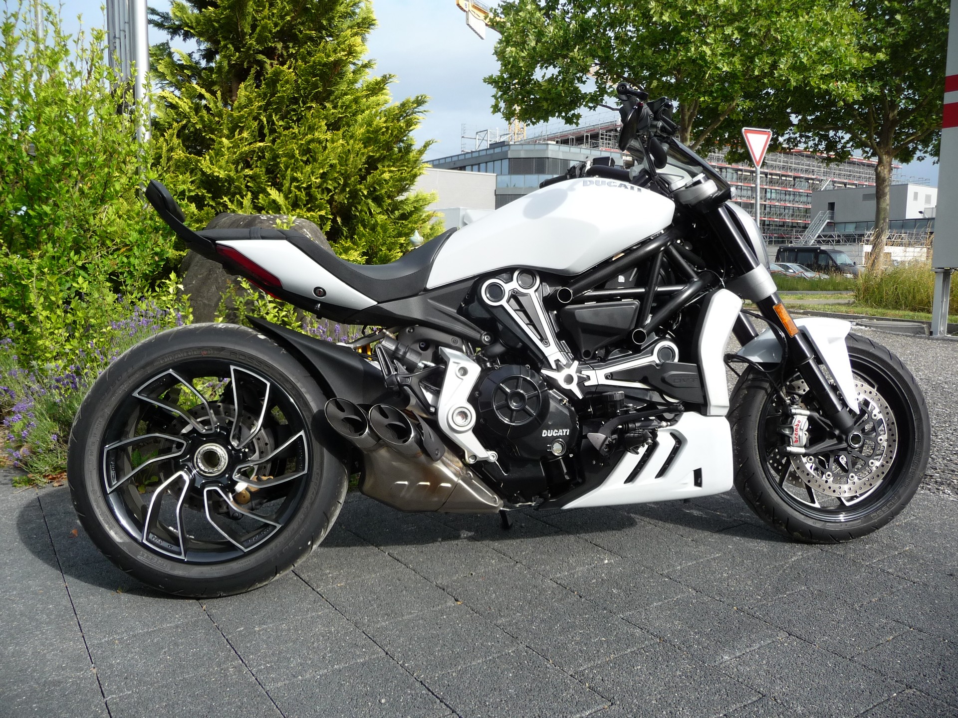 DUCATI XDiavel 1260 S-image-0