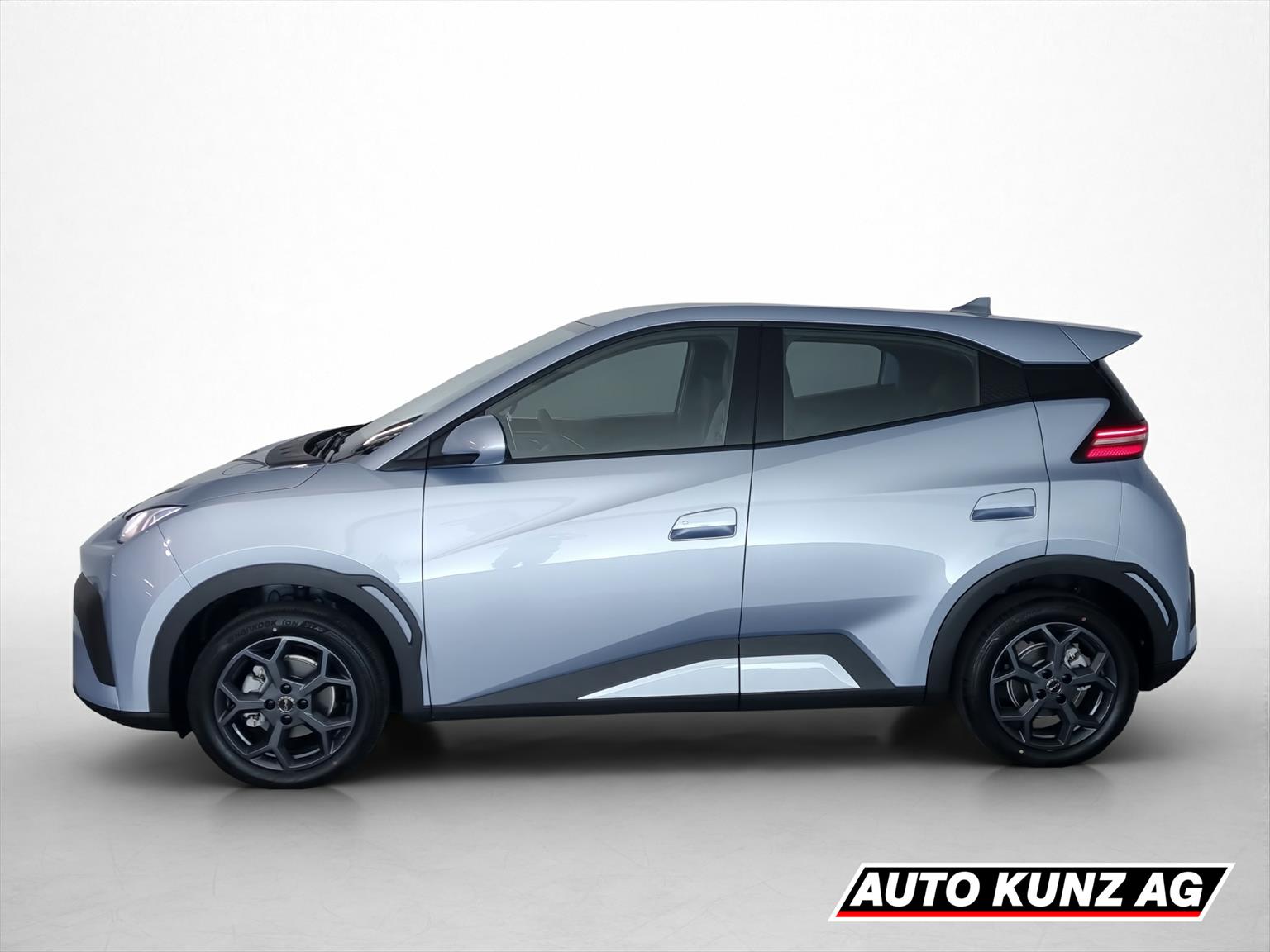 BYD Dolphin Surf 43 kWh Boost-showroom-element-2