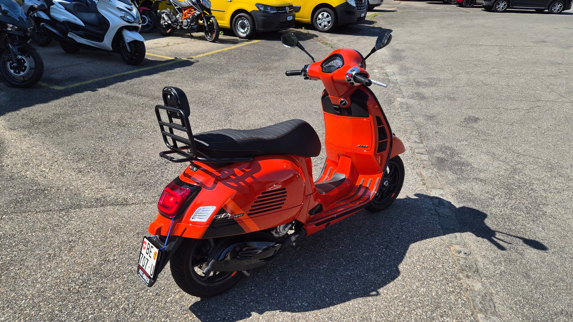 PIAGGIO Vespa GTS 300 Super ABS-image-5