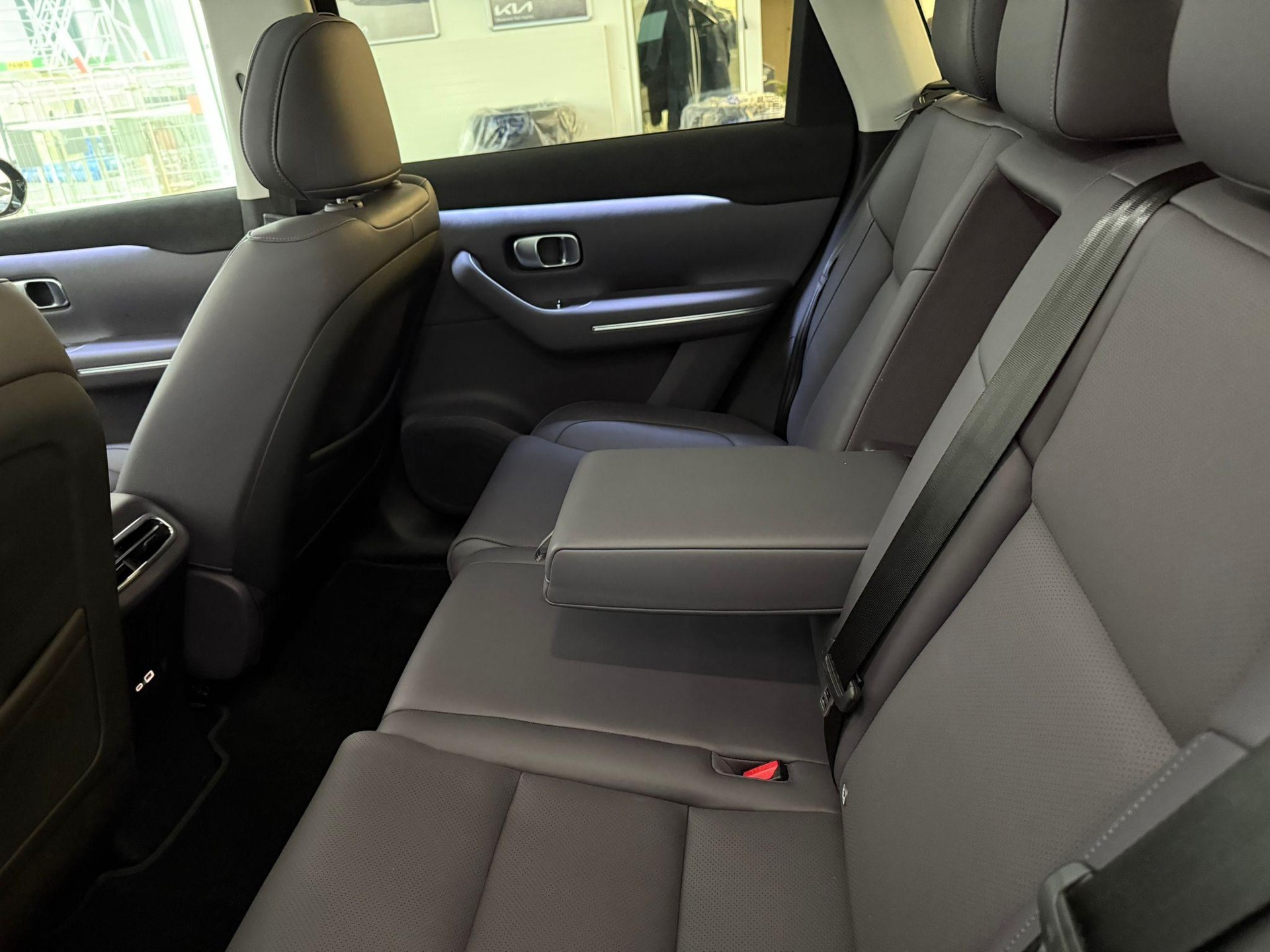 LEAPMOTOR C10 1.5 Hybrid EV-image-7