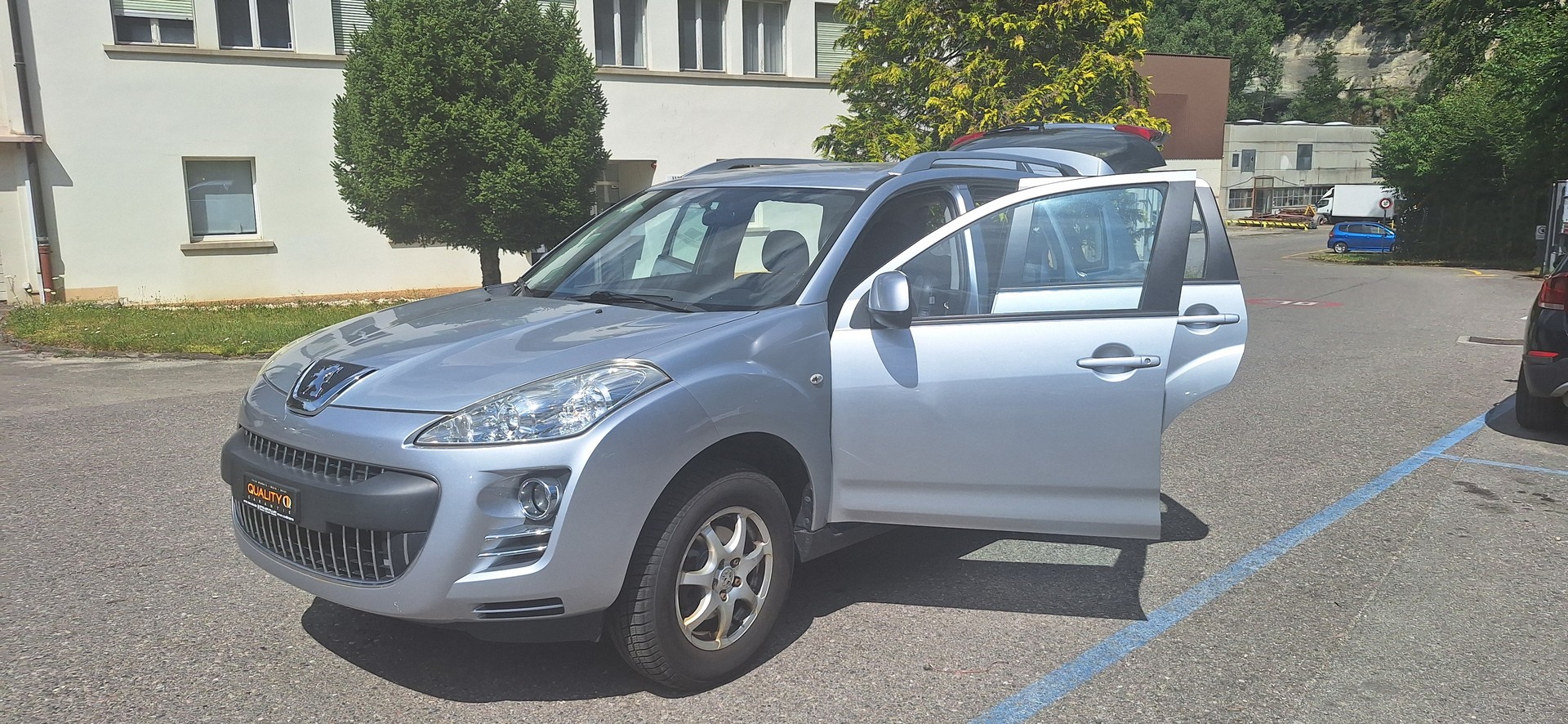 PEUGEOT 4007 2.4 Platinum Edition CVT-image-15