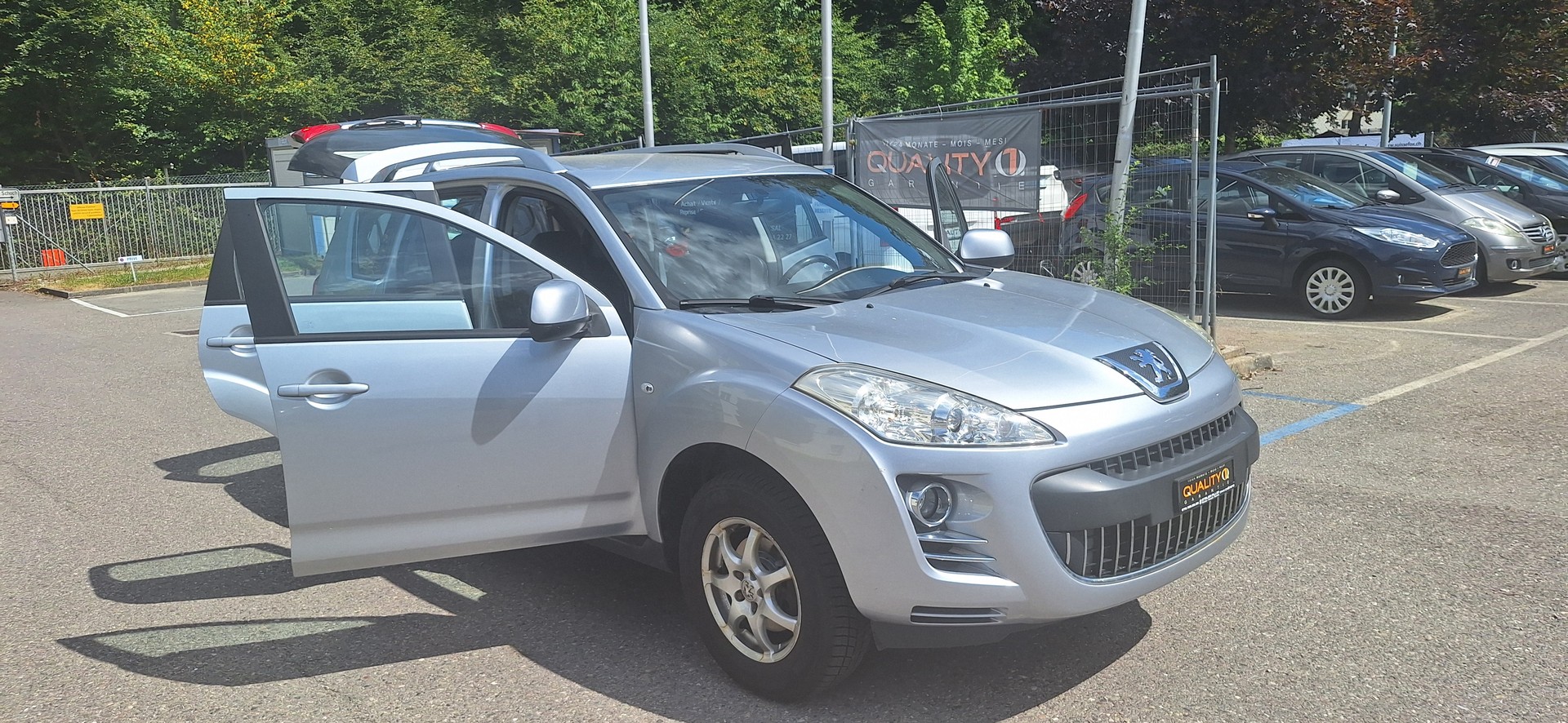 PEUGEOT 4007 2.4 Platinum Edition CVT-image-21