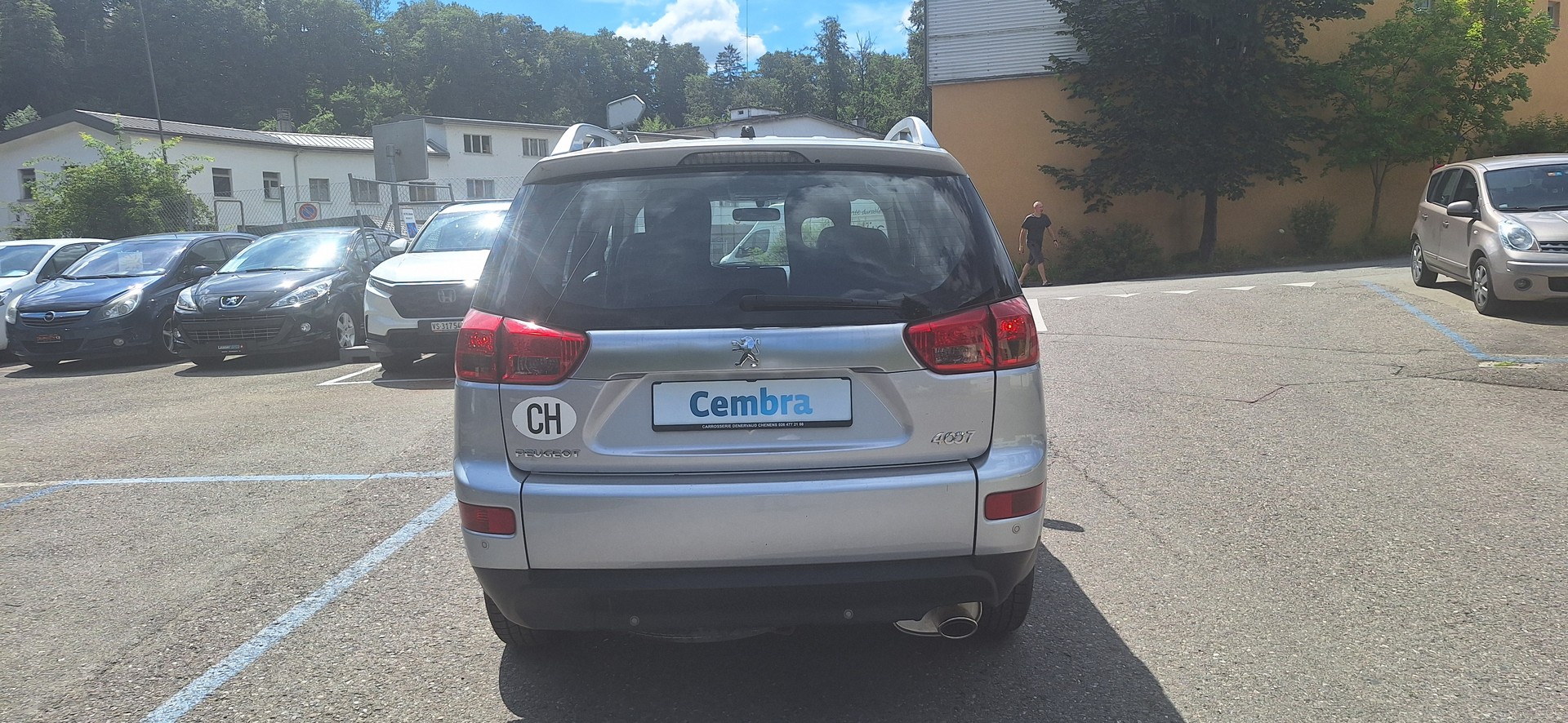 PEUGEOT 4007 2.4 Platinum Edition CVT-image-5