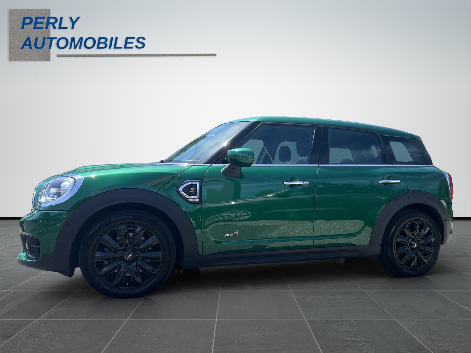 MINI Countryman F60 2.0i Cooper S SAG ALL4-showroom-element-2