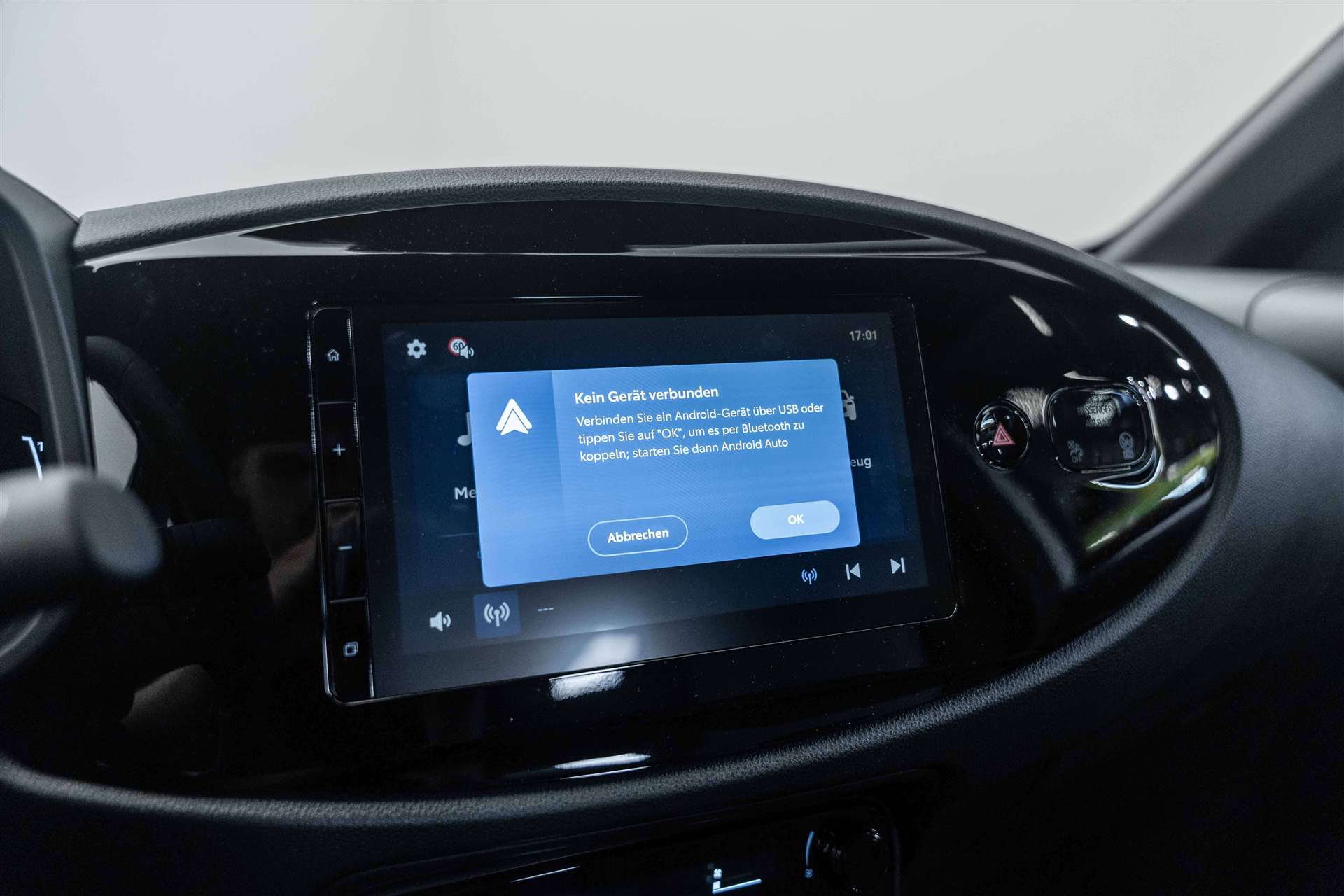 TOYOTA Aygo X 1.5 Comfort NEUES MODELL e-CVT Automat-image-21