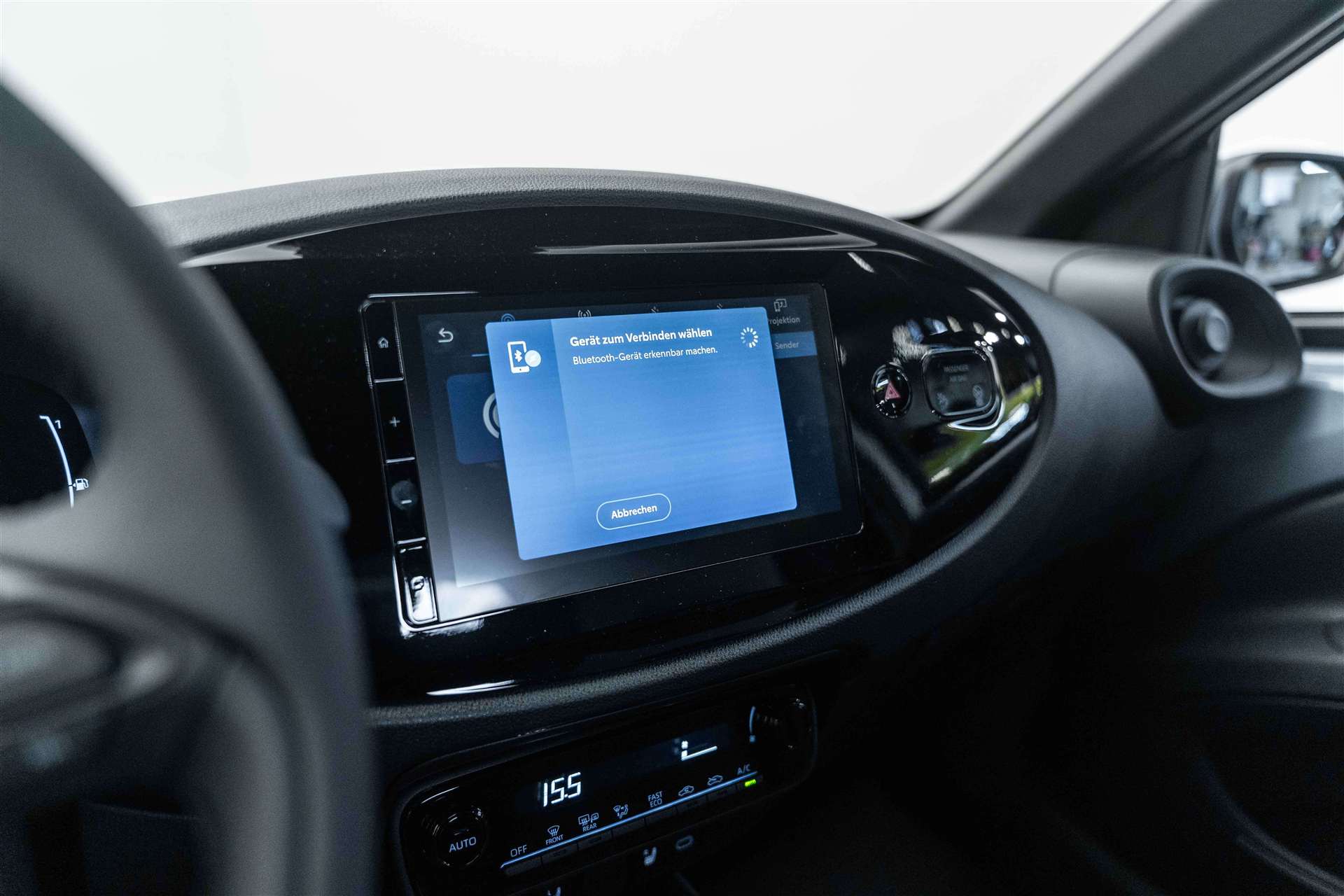 TOYOTA Aygo X 1.5 Comfort NEUES MODELL e-CVT Automat-image-20