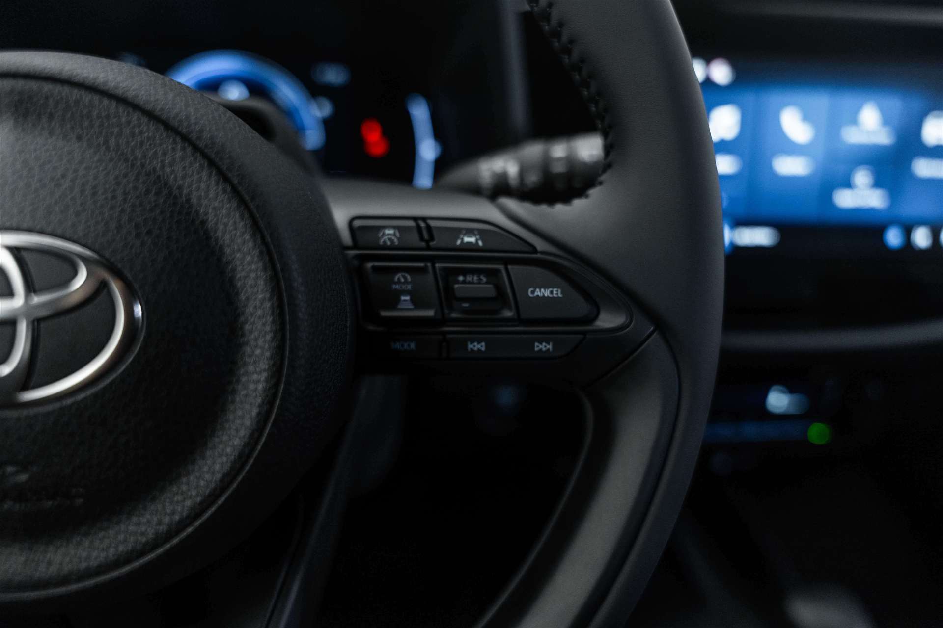 TOYOTA Aygo X 1.5 Comfort NEUES MODELL e-CVT Automat-image-15