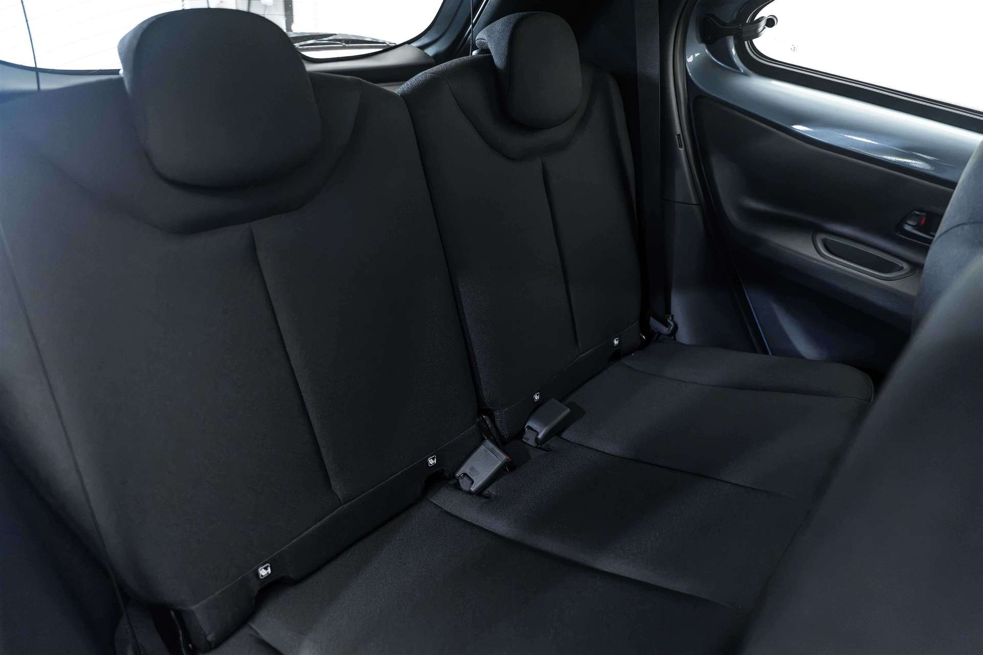 TOYOTA Aygo X 1.5 Comfort NEUES MODELL e-CVT Automat-image-12