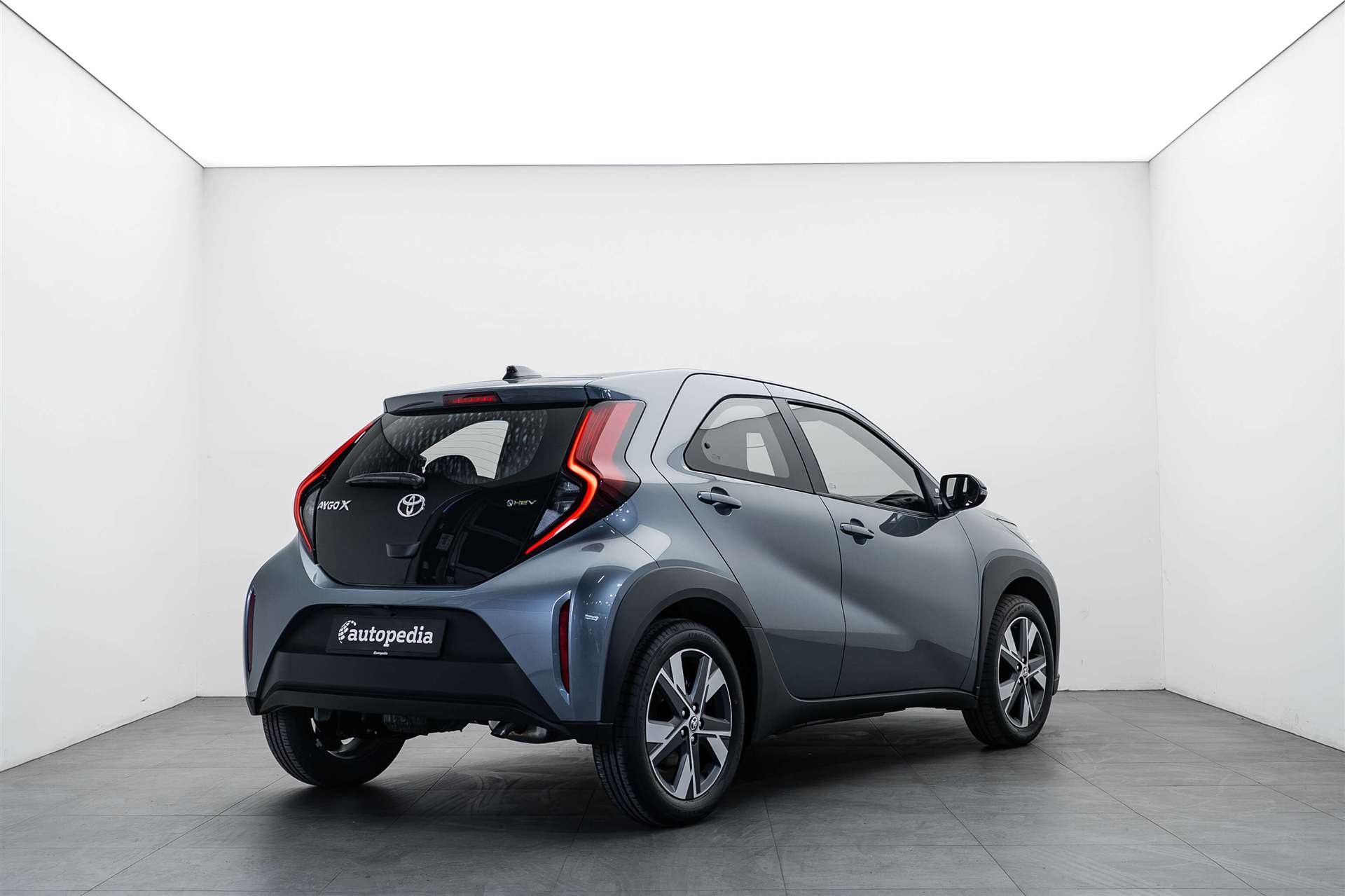TOYOTA Aygo X 1.5 Comfort NEUES MODELL e-CVT Automat-showroom-element-2