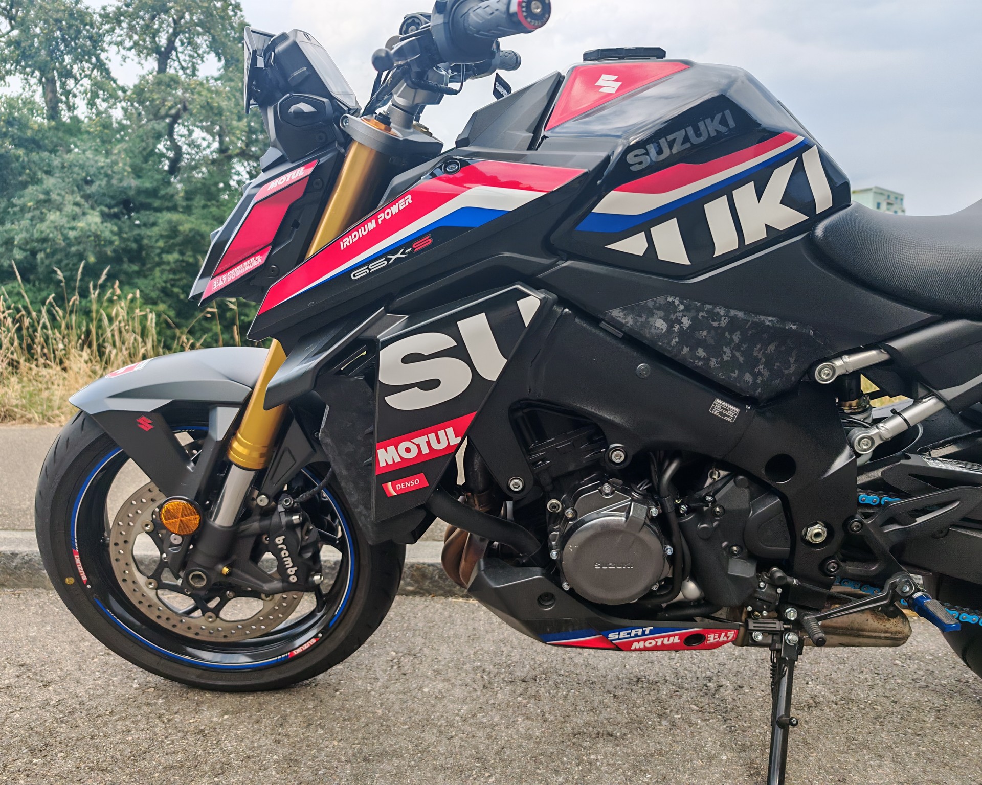 SUZUKI GSX-S 1000 EVO-image-9