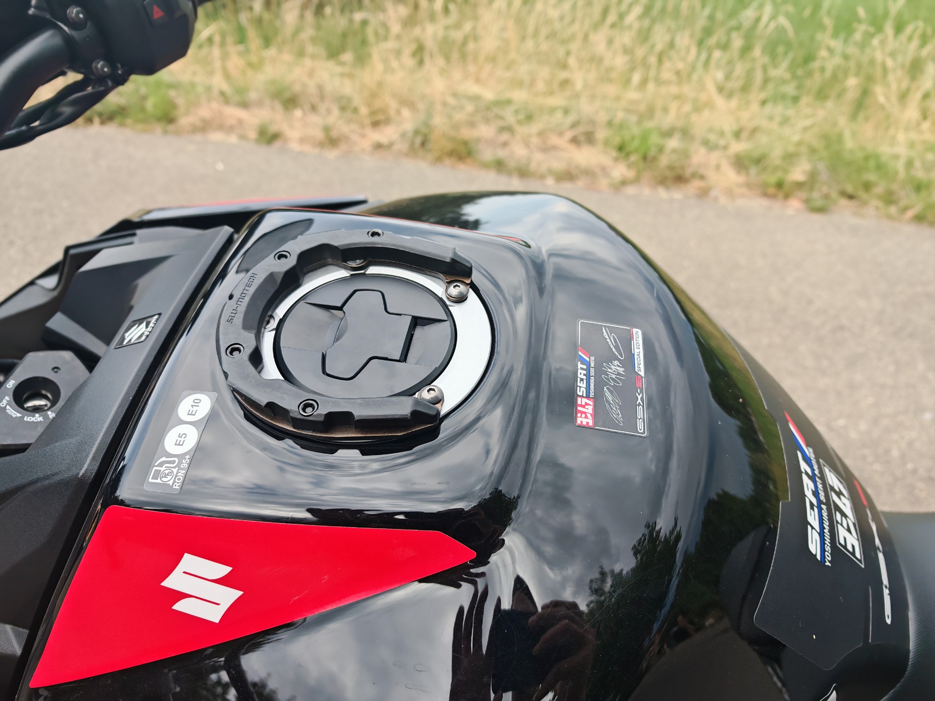 SUZUKI GSX-S 1000 EVO-image-6
