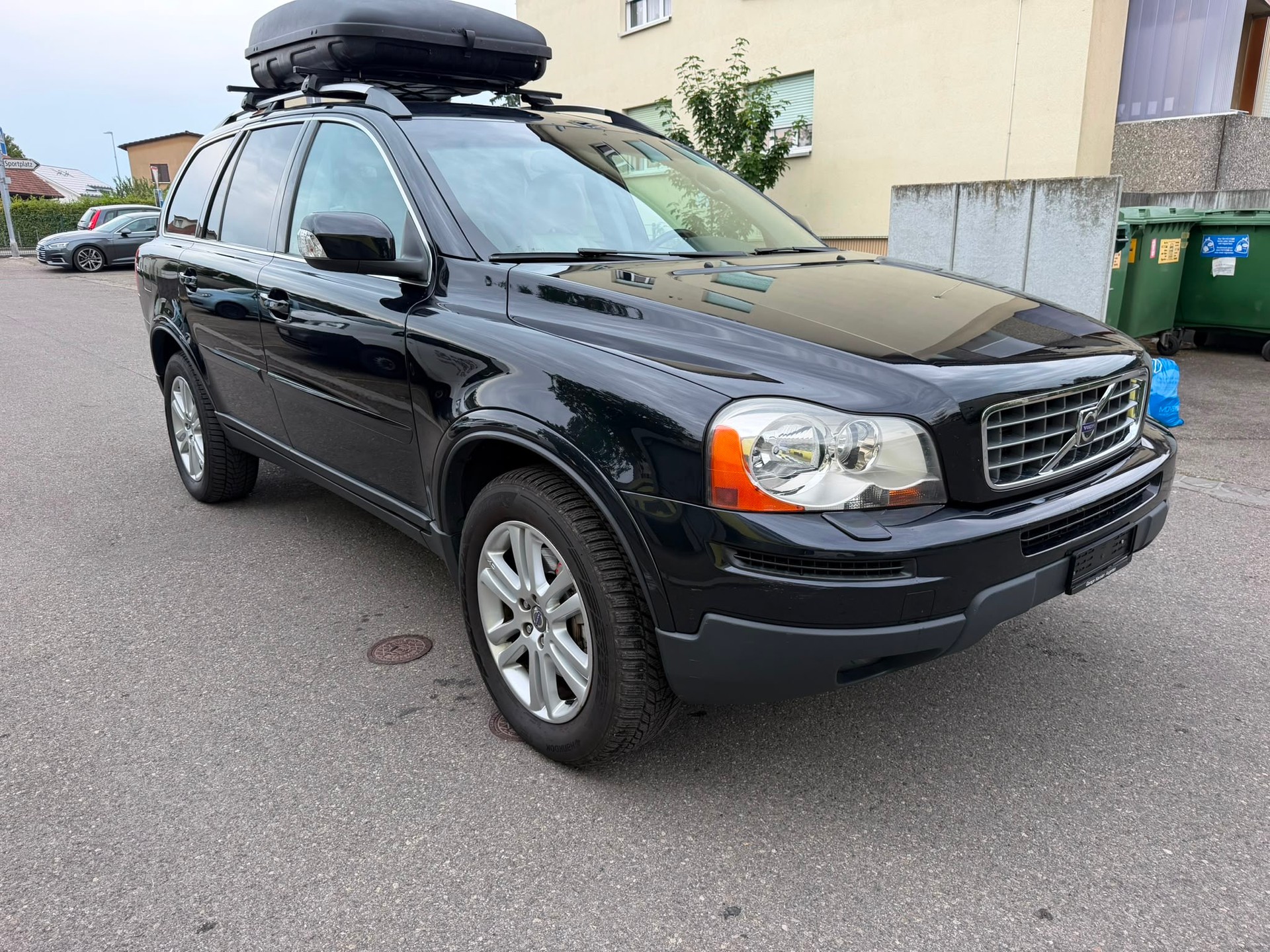 VOLVO XC90 D5 AWD Kinetic-showroom-element-2