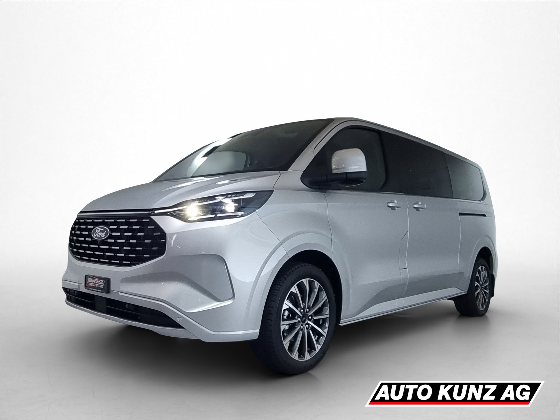 FORD Tourneo Custom Titanium X L2H1 8-Plätzer