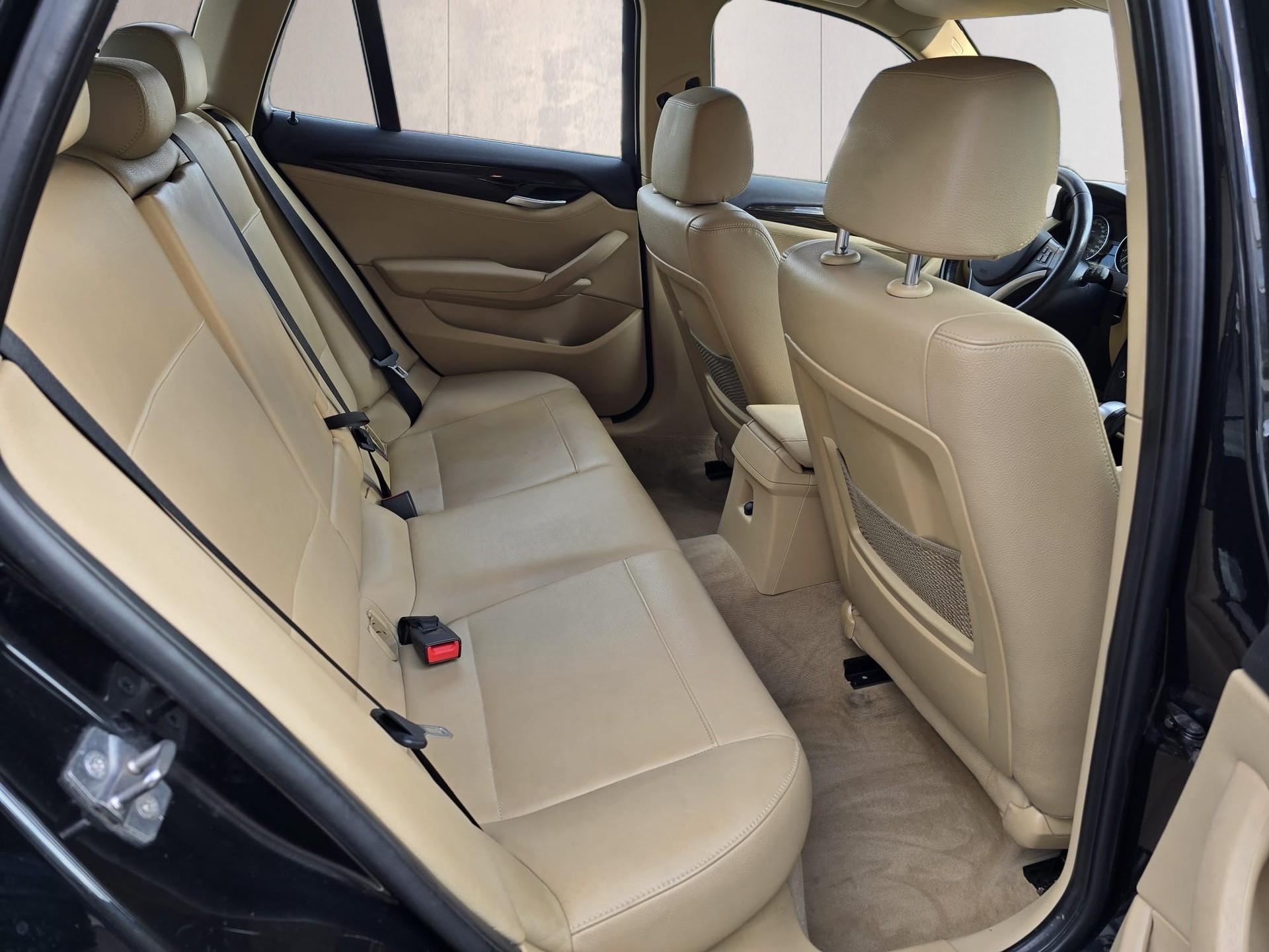 BMW X1 xDrive 28i Steptronic-image-15