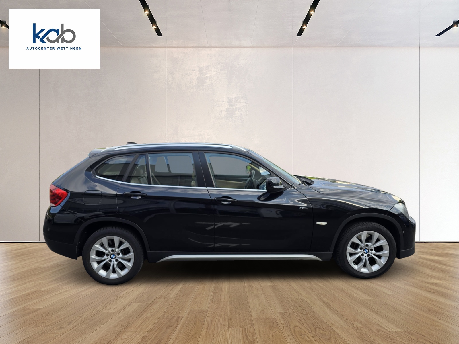 BMW X1 xDrive 28i Steptronic-image-7