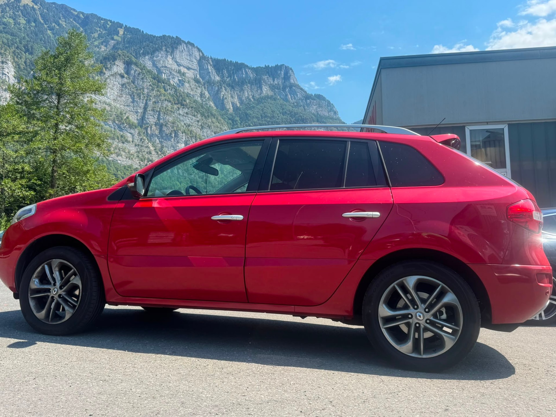 RENAULT Koleos 2.0 dCi Dynamique 4x4 Automatic-image-6