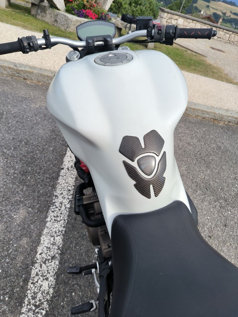 DUCATI Monster 821-image-5