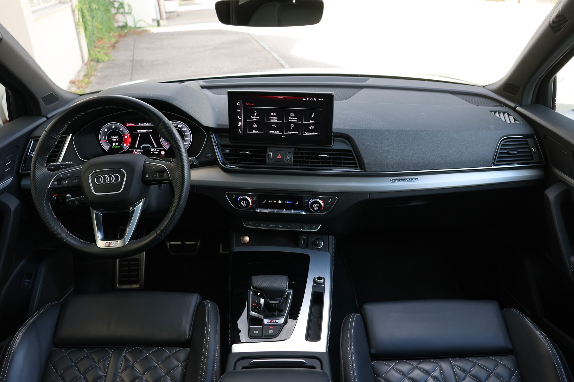 AUDI SQ5 TDI quattro tiptronic-image-13
