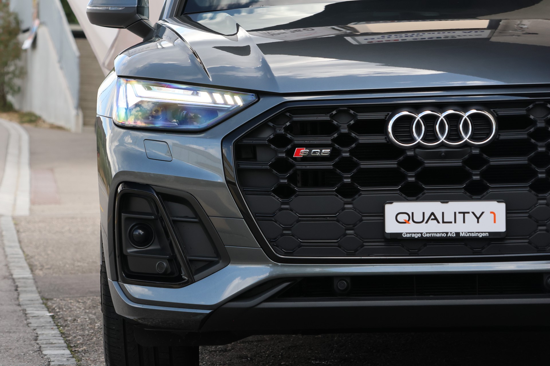 AUDI SQ5 TDI quattro tiptronic-showroom-element-2
