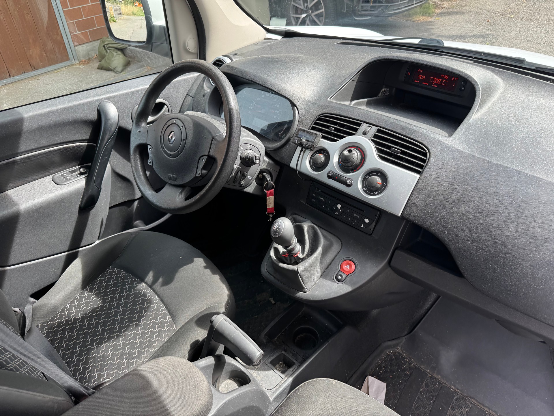 RENAULT Kangoo Maxi dCi 110 Business 2 Plätze / 2 places-image-9
