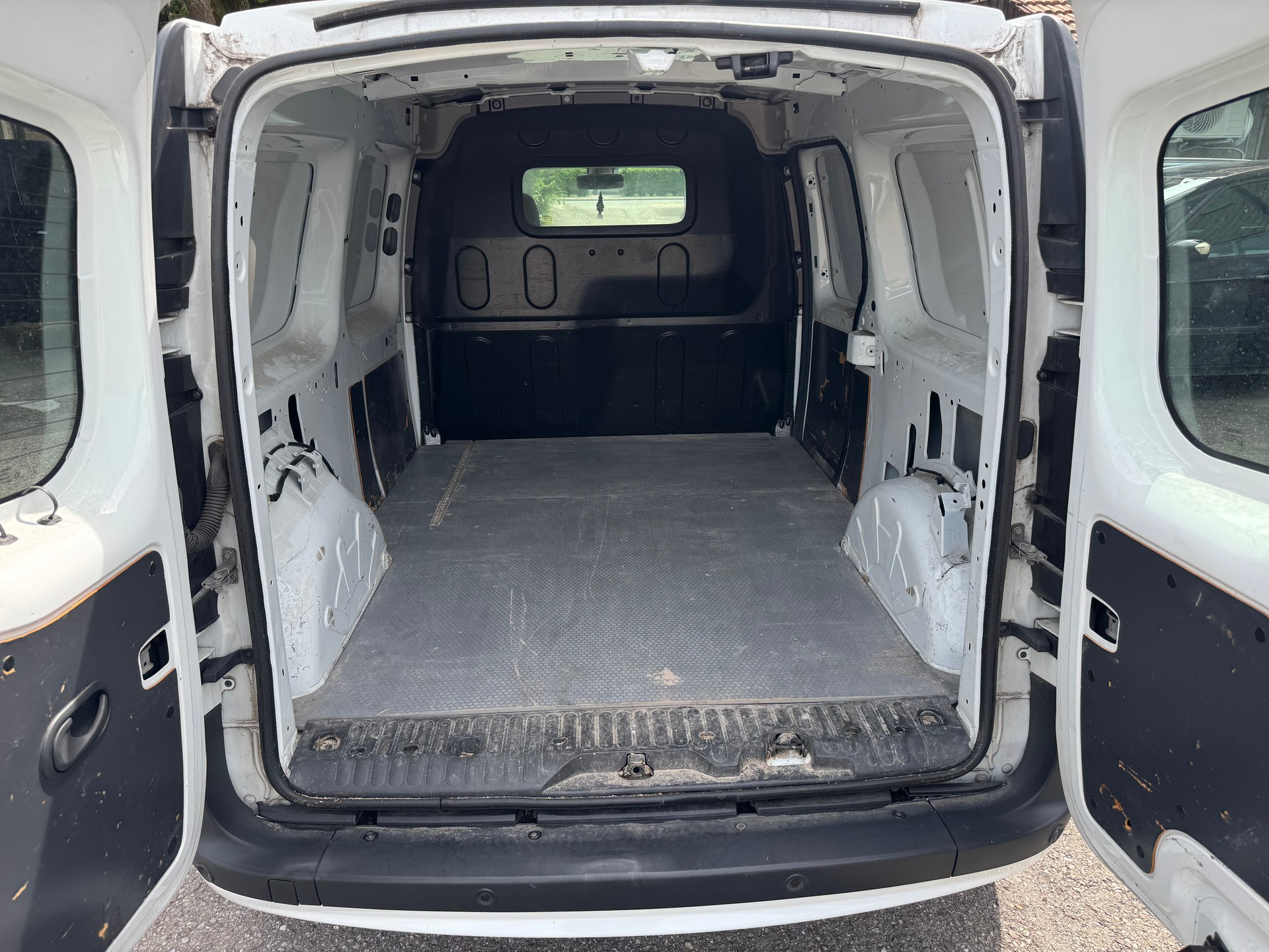 RENAULT Kangoo Maxi dCi 110 Business 2 Plätze / 2 places-image-12