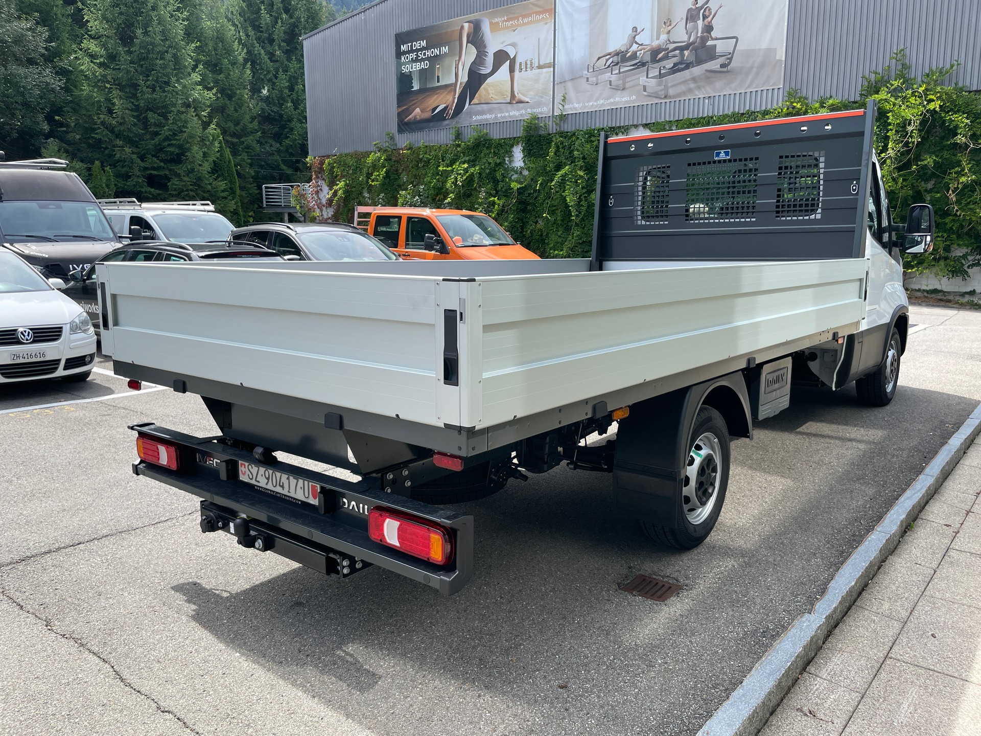 IVECO 35 S 16H Automat Pritsche-showroom-element-3