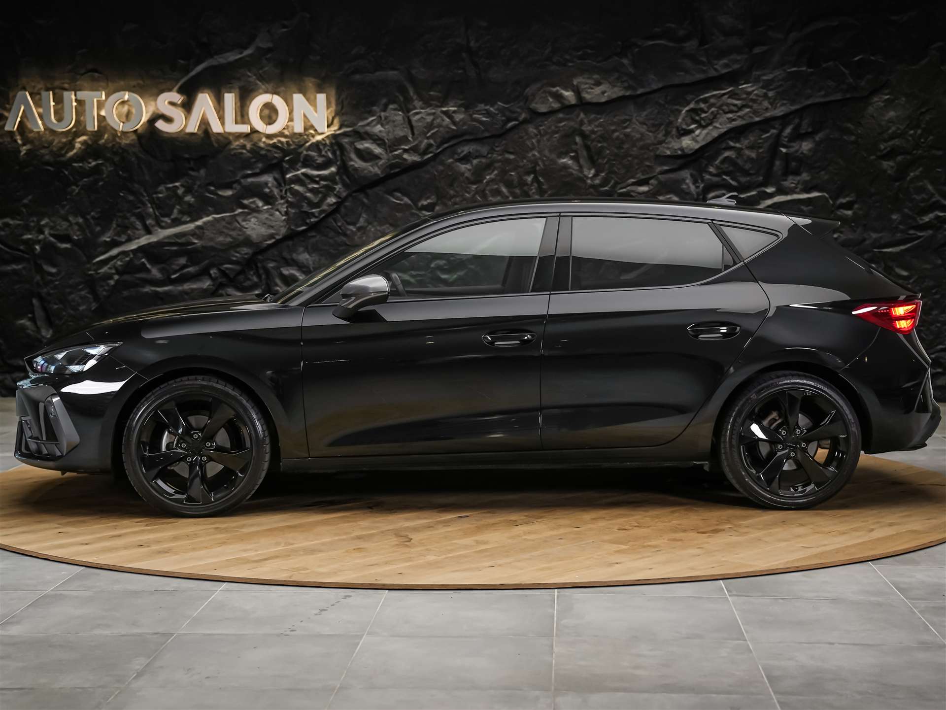 CUPRA LEON 2.0 TDI DSG *NEUES MODELL*Werksgarantie*Matrix LED*Lenkradheizung*Assistenten*-showroom-element-1