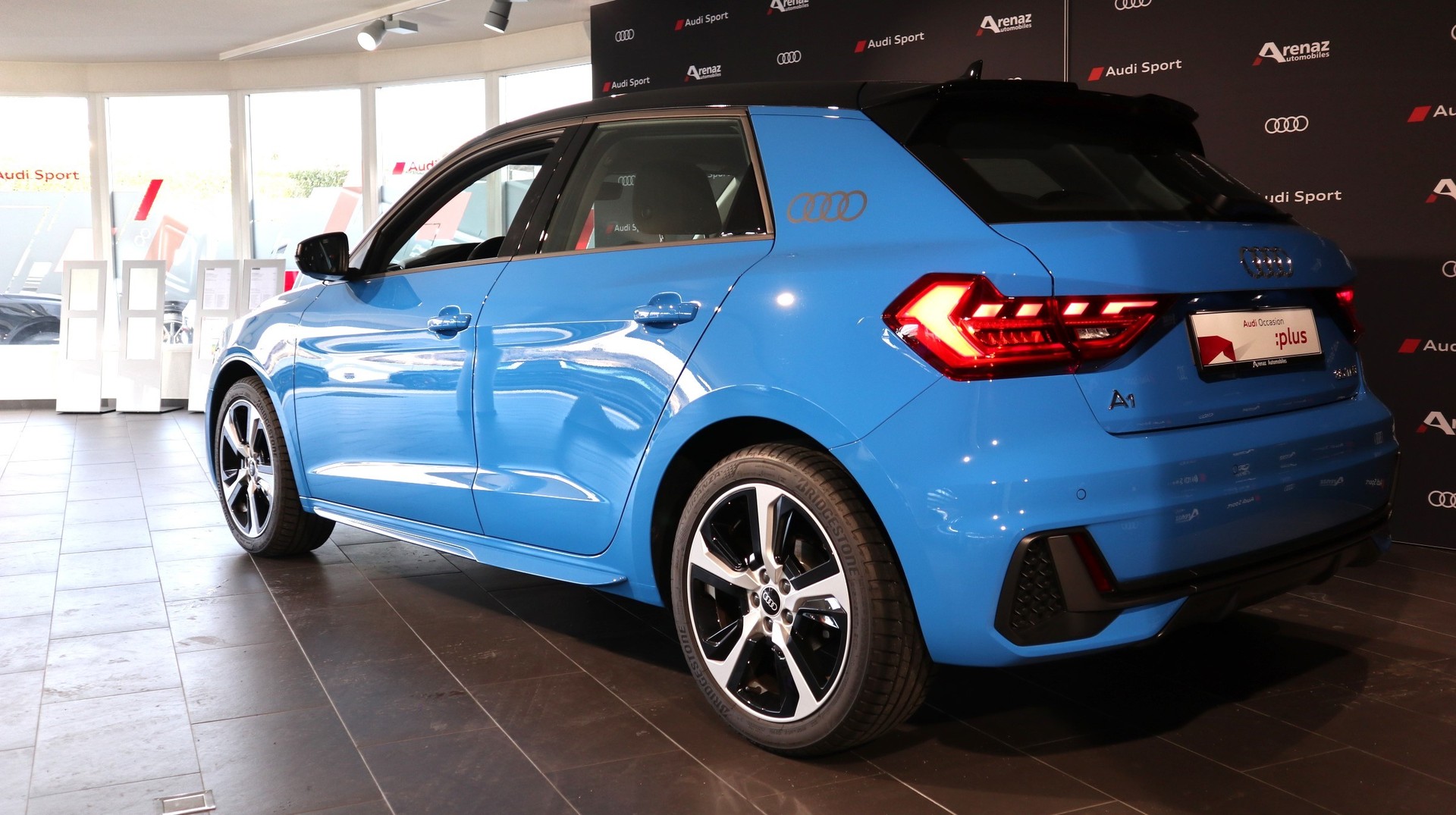 AUDI A1 Sportback 35 TFSI S Line S-tronic-showroom-element-2