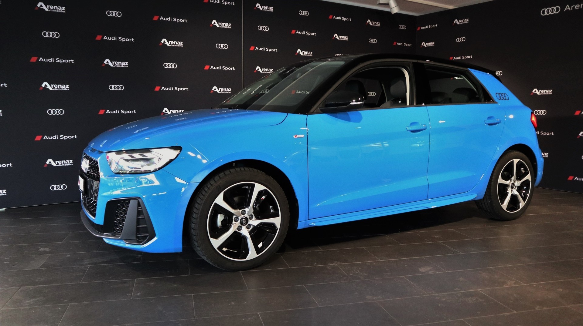 AUDI A1 Sportback 35 TFSI S Line S-tronic-showroom-element-1