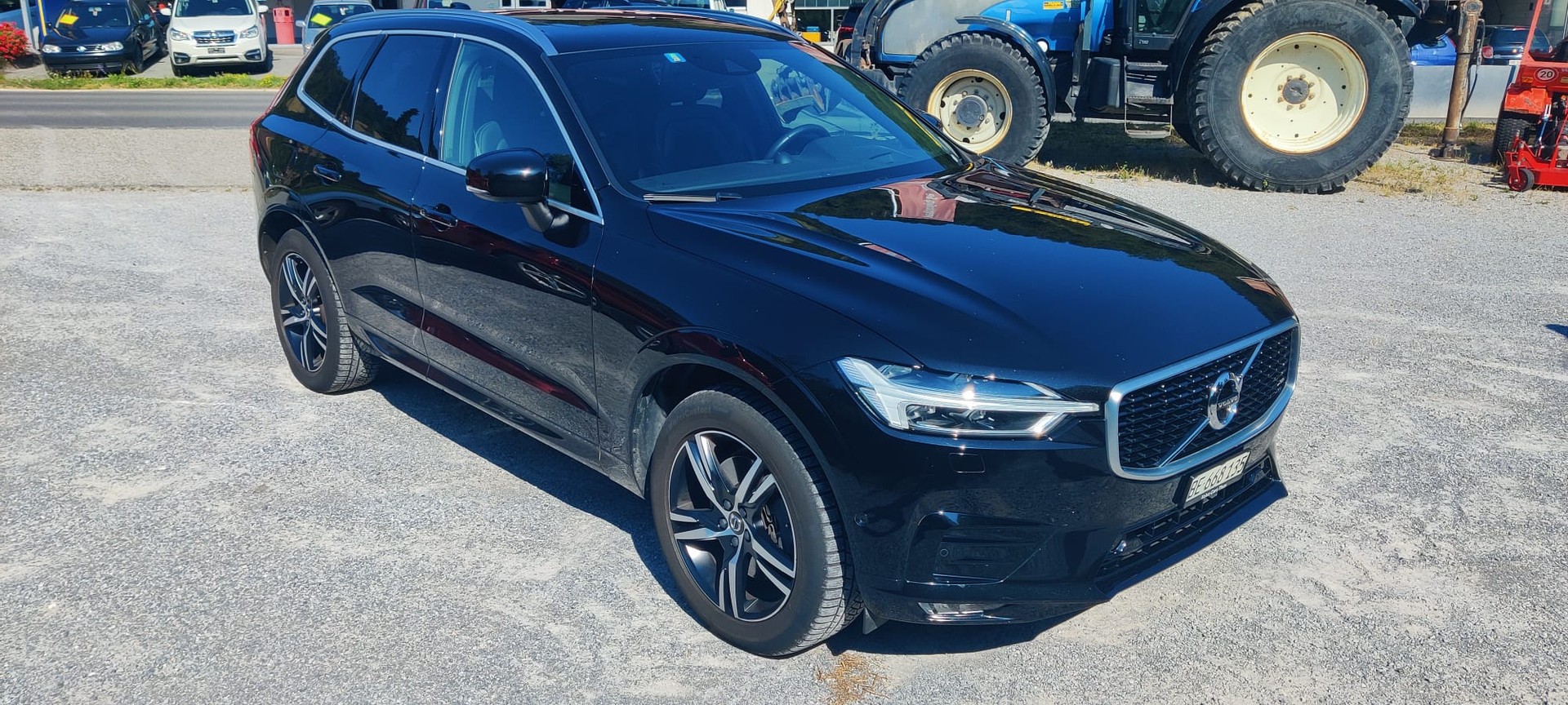 VOLVO XC60 T5 AWD R-Design Geartronic-image-2