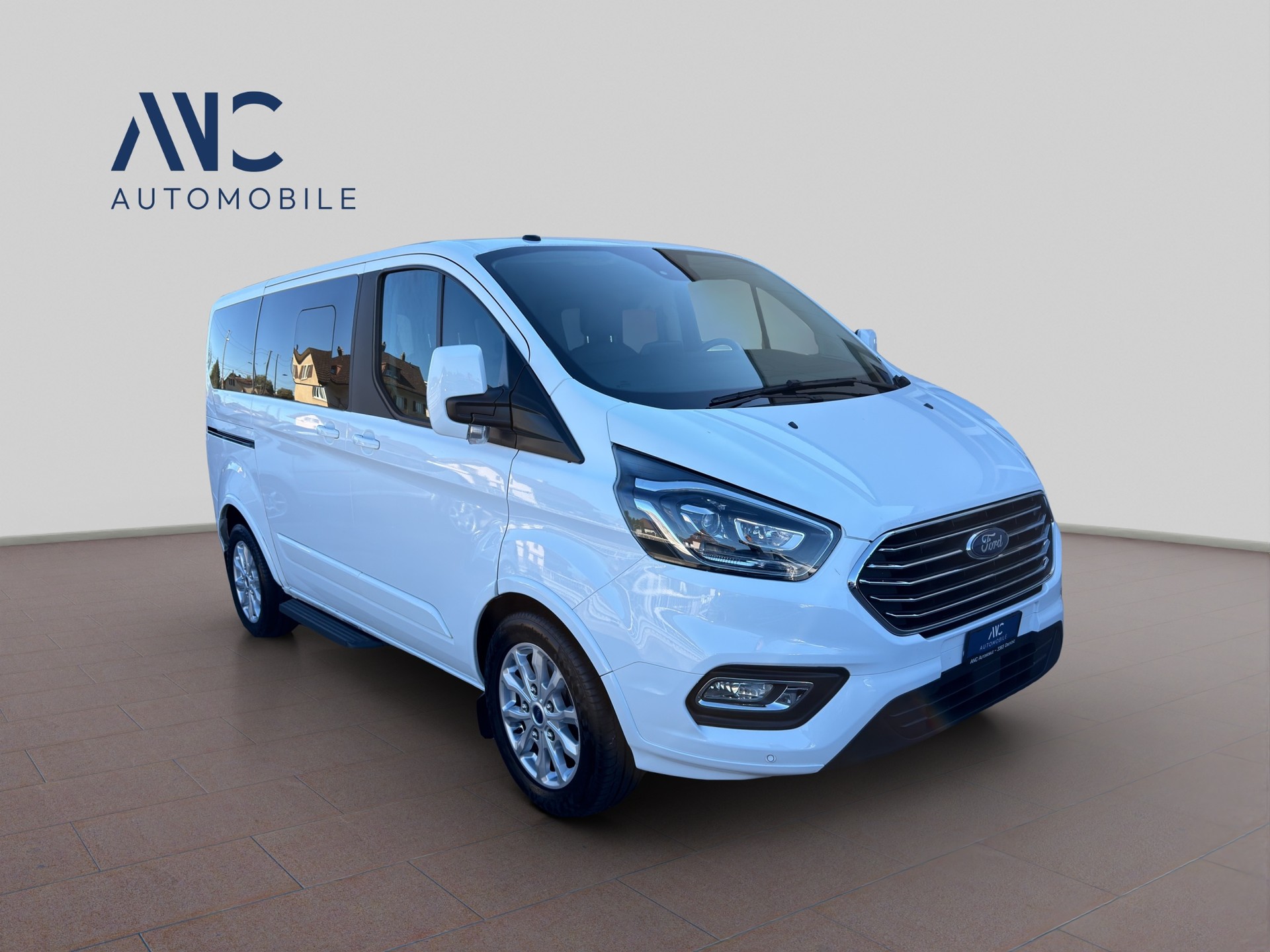 FORD Tourneo Custom 310 L1H1 Titanium SelectShift A-showroom-element-1