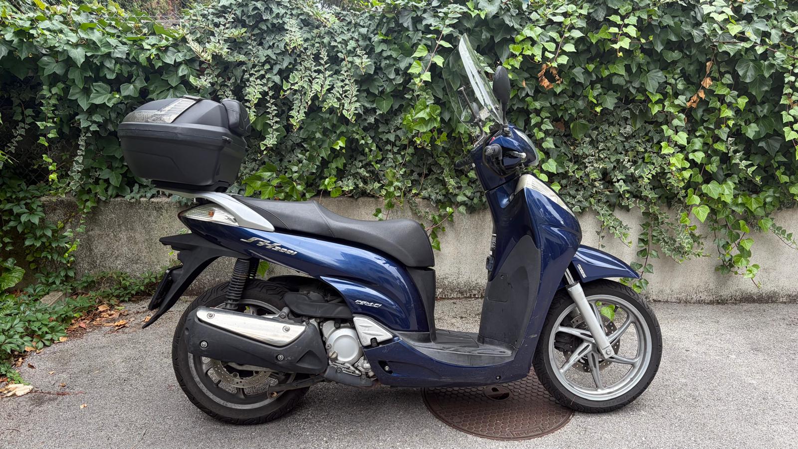 HONDA SH 300 i ABS-image-1