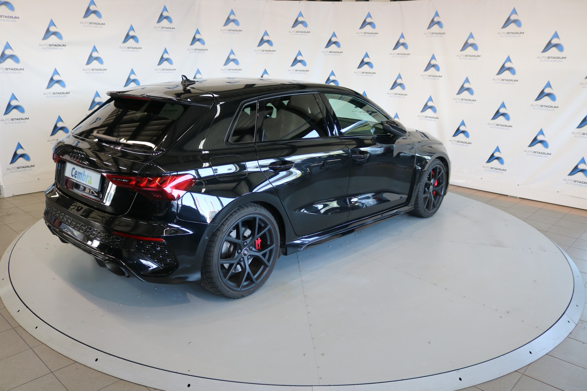 AUDI RS3 Sportback 2.5 TSI quattro S-tronic-image-23