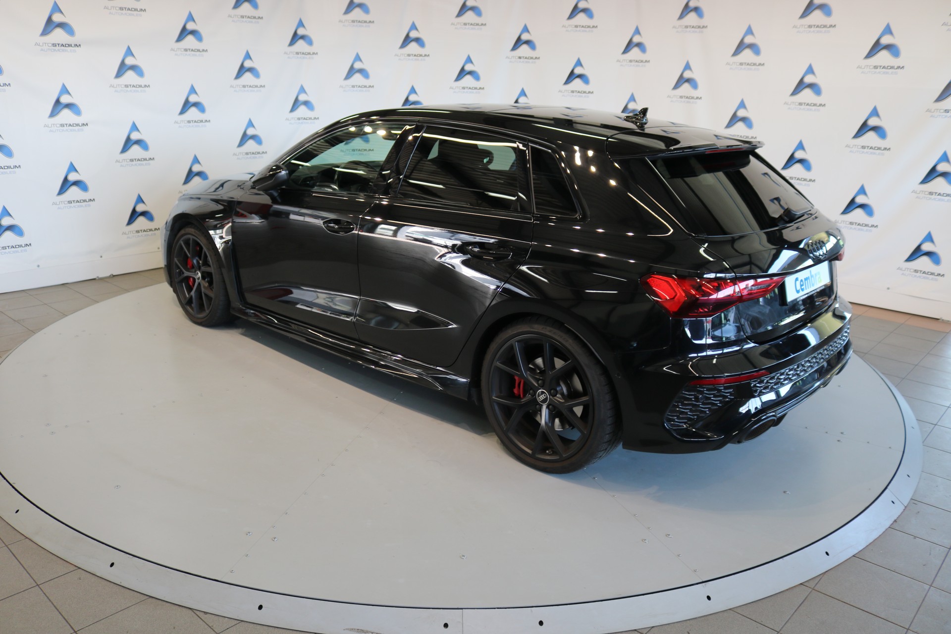 AUDI RS3 Sportback 2.5 TSI quattro S-tronic-image-17