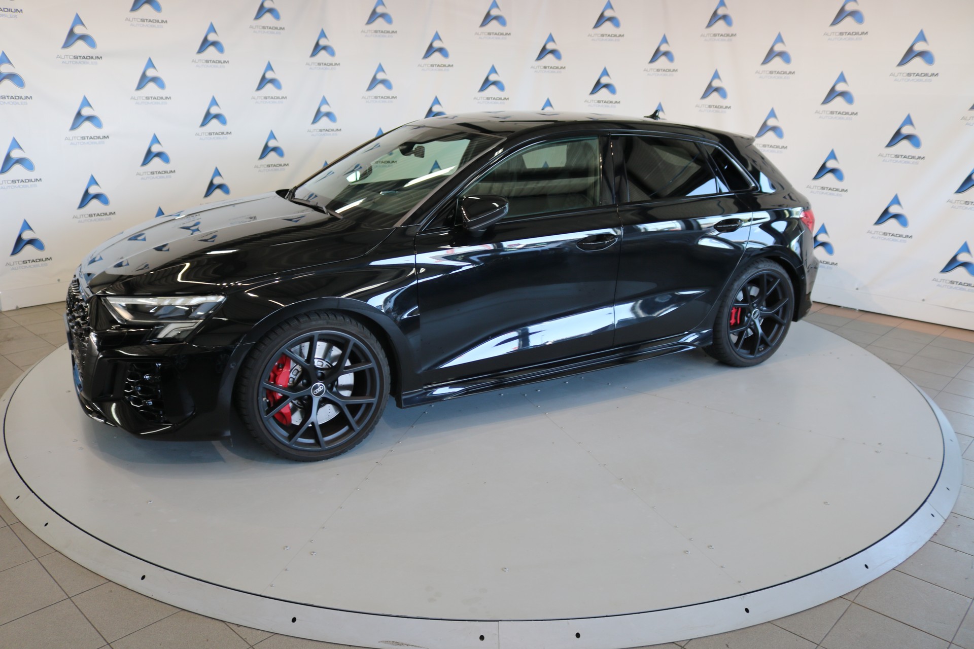 AUDI RS3 Sportback 2.5 TSI quattro S-tronic-image-14