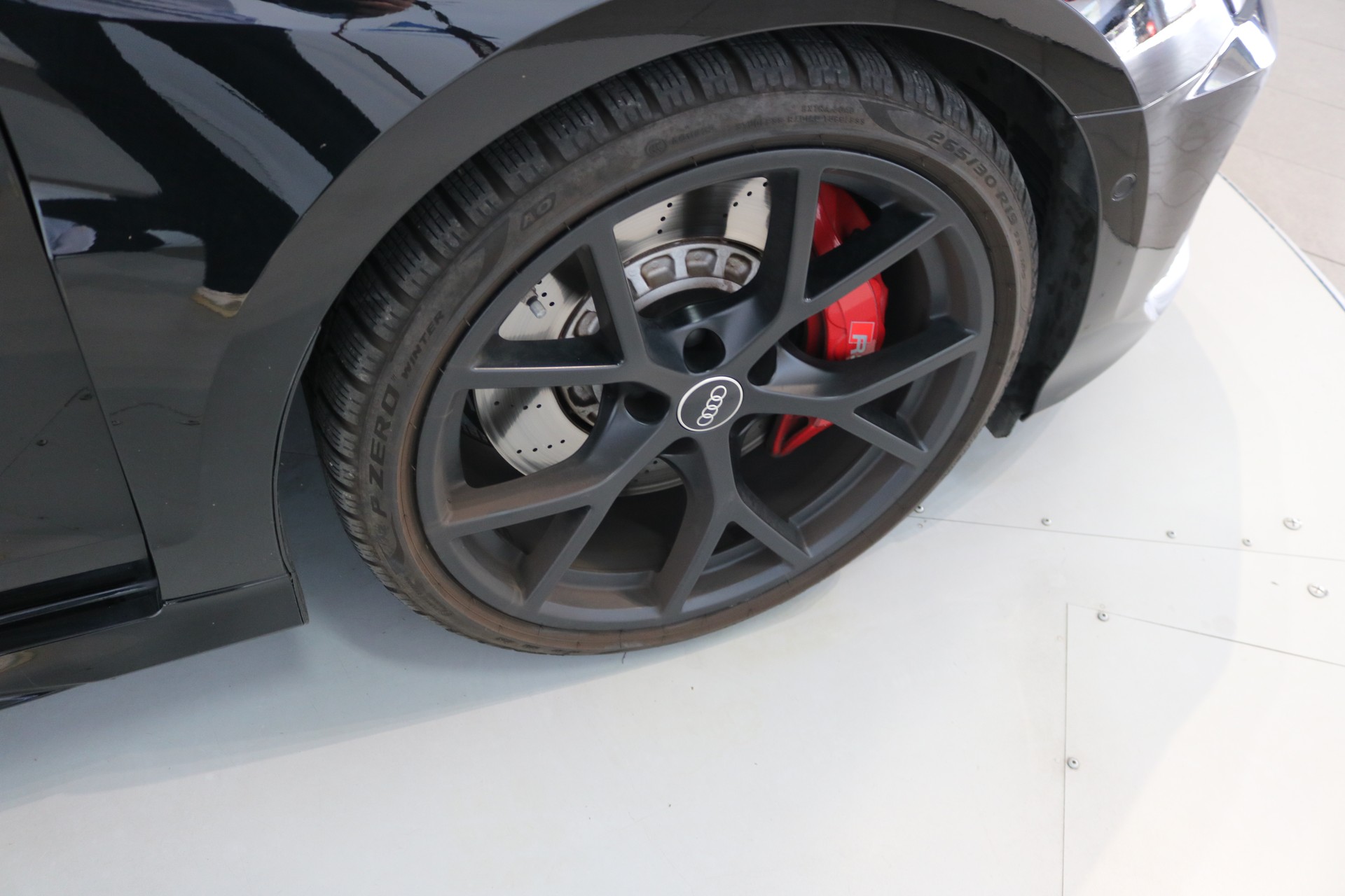 AUDI RS3 Sportback 2.5 TSI quattro S-tronic-image-37