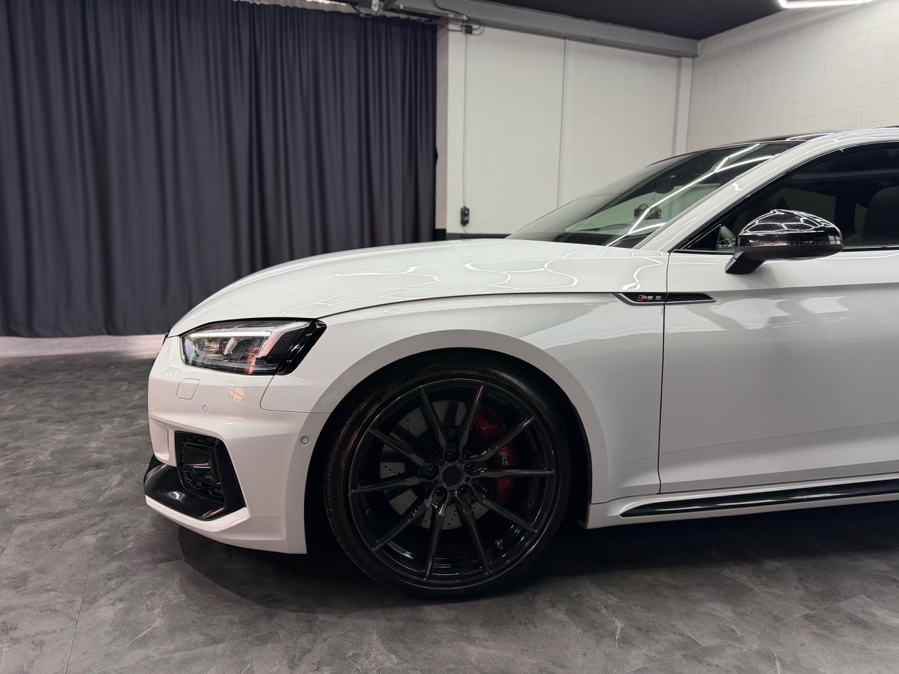 AUDI RS5 Sportback 2.9 TFSI quattro | Panoramadach | Bang&Olufsen | 360° Kamera | Head-Up | CH-Auto-image-9