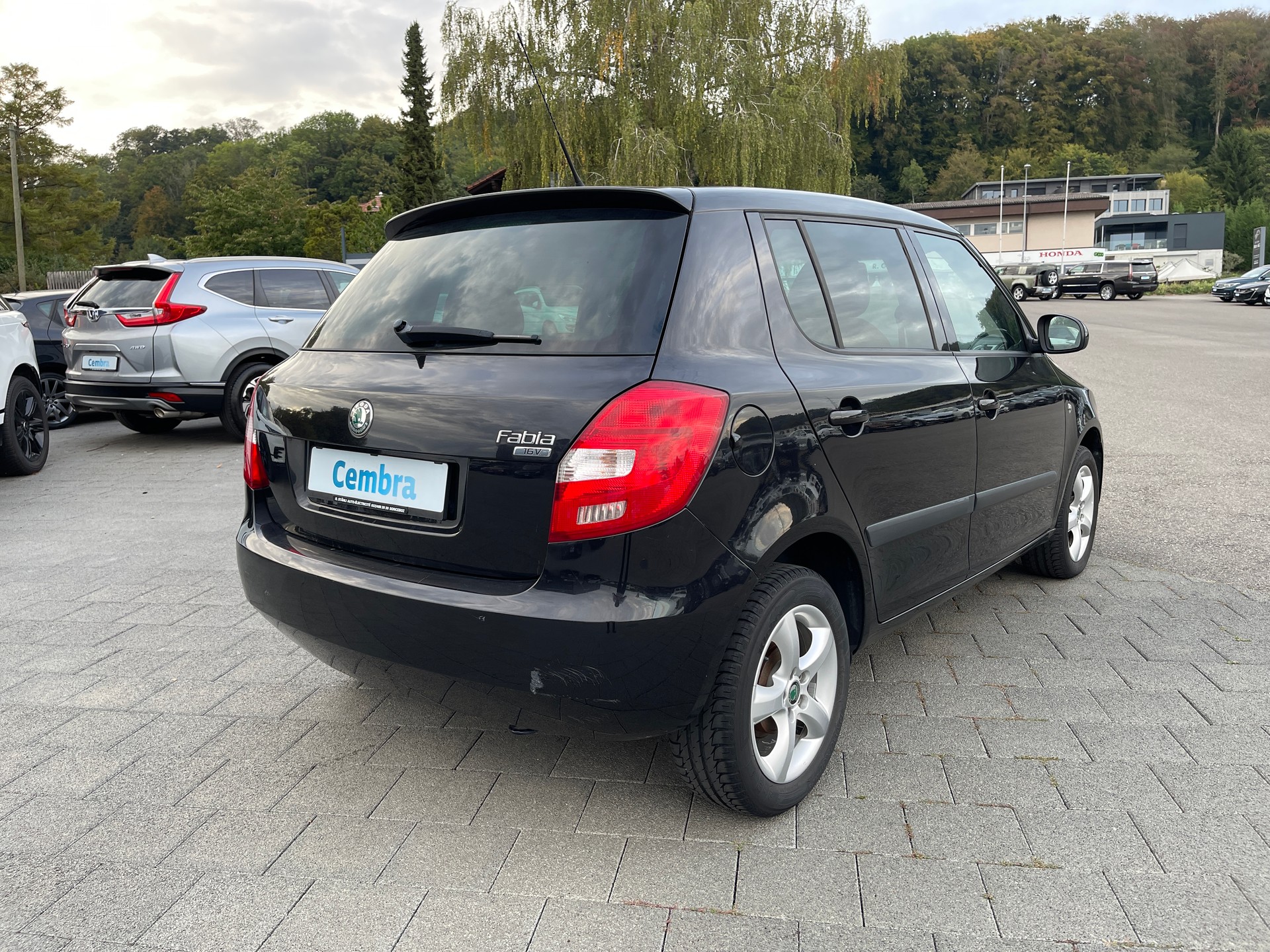 SKODA Fabia 1.4 Elegance-image-3
