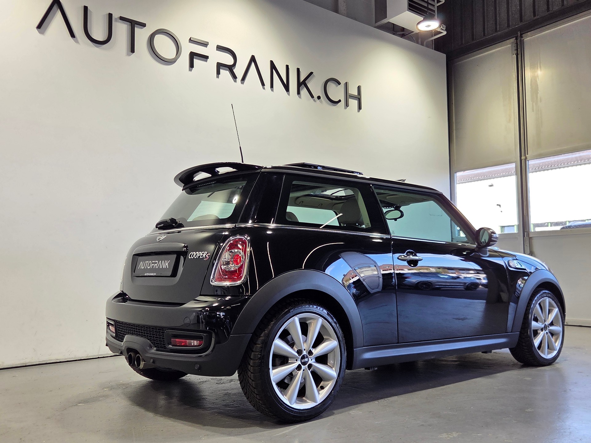 MINI Mini R56 1.6i Cooper S-image-8