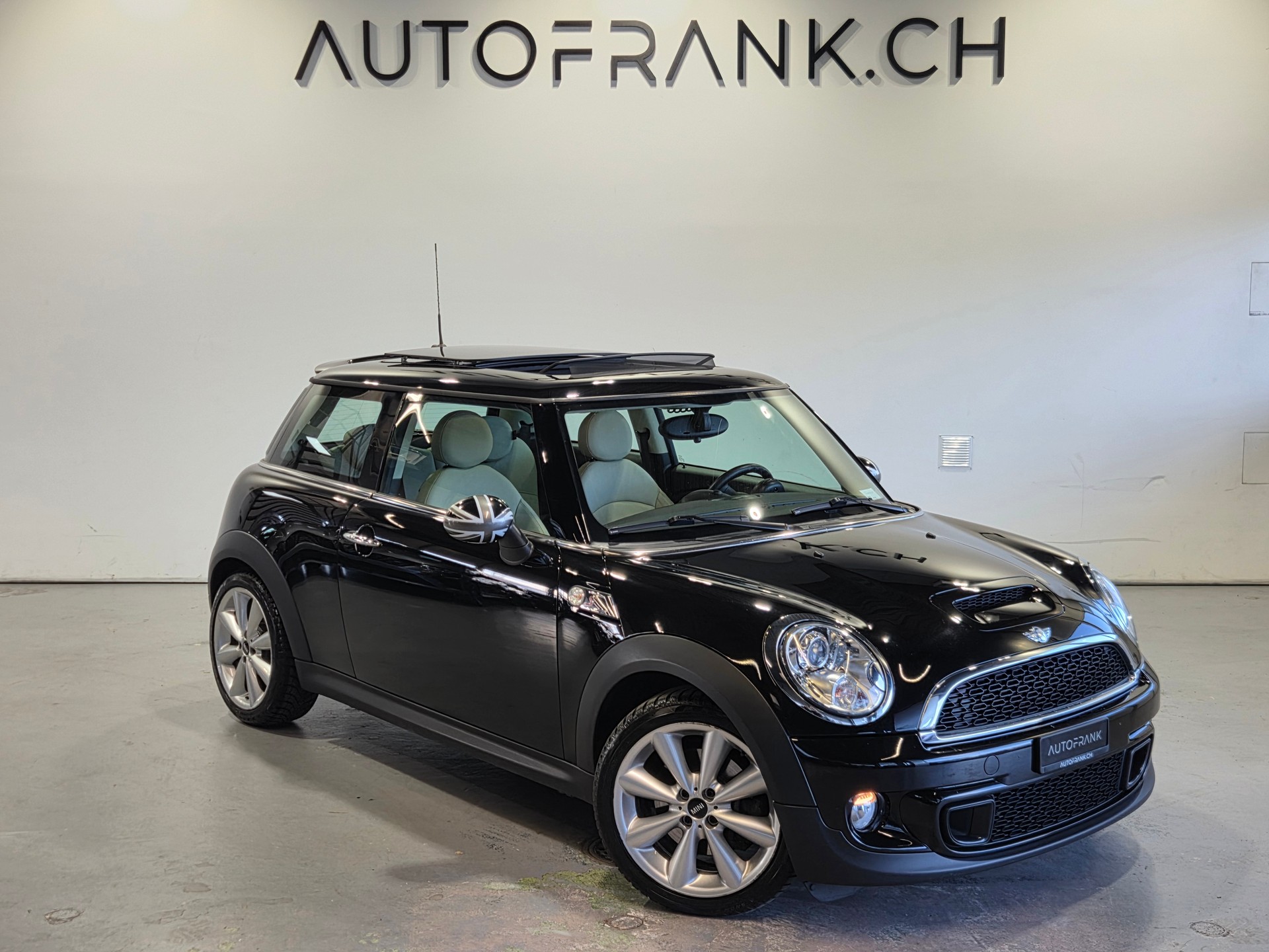 MINI Mini R56 1.6i Cooper S-image-4