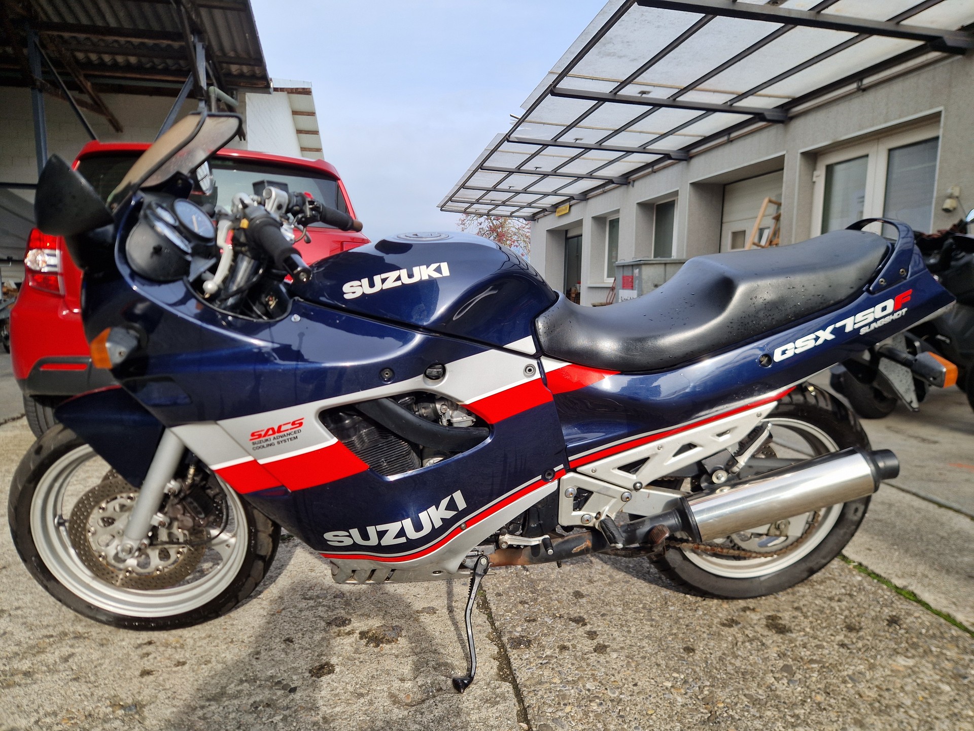 SUZUKI GSX 750 F K-image-0