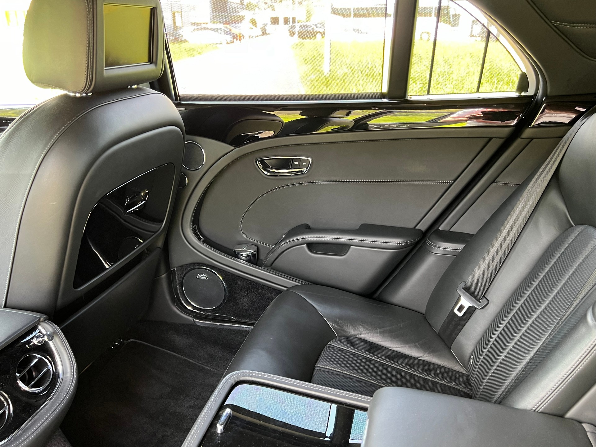 BENTLEY NEU AB MFK 10.07.2025. MULSANNE "BLACK IN BLACK" SONDERMODELL. LEASING 980.--image-16