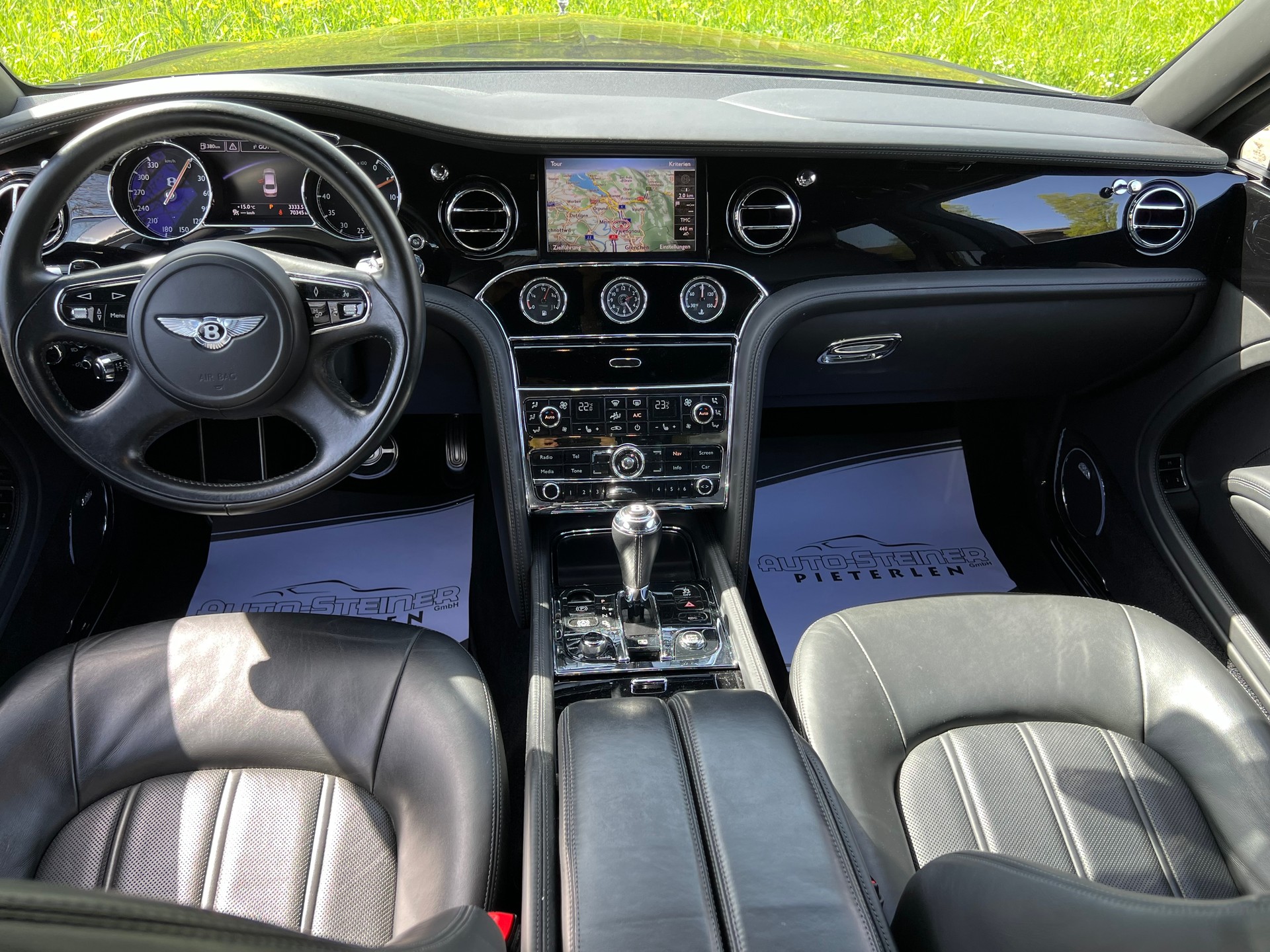 BENTLEY NEU AB MFK 10.07.2025. MULSANNE "BLACK IN BLACK" SONDERMODELL. LEASING 980.--showroom-element-3